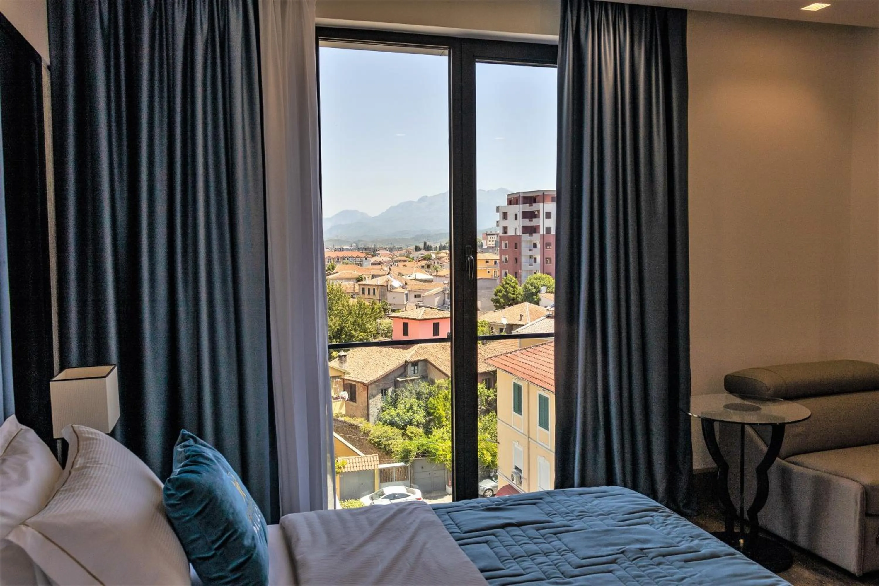 Bedroom, Bed in Hotel Golden Palace