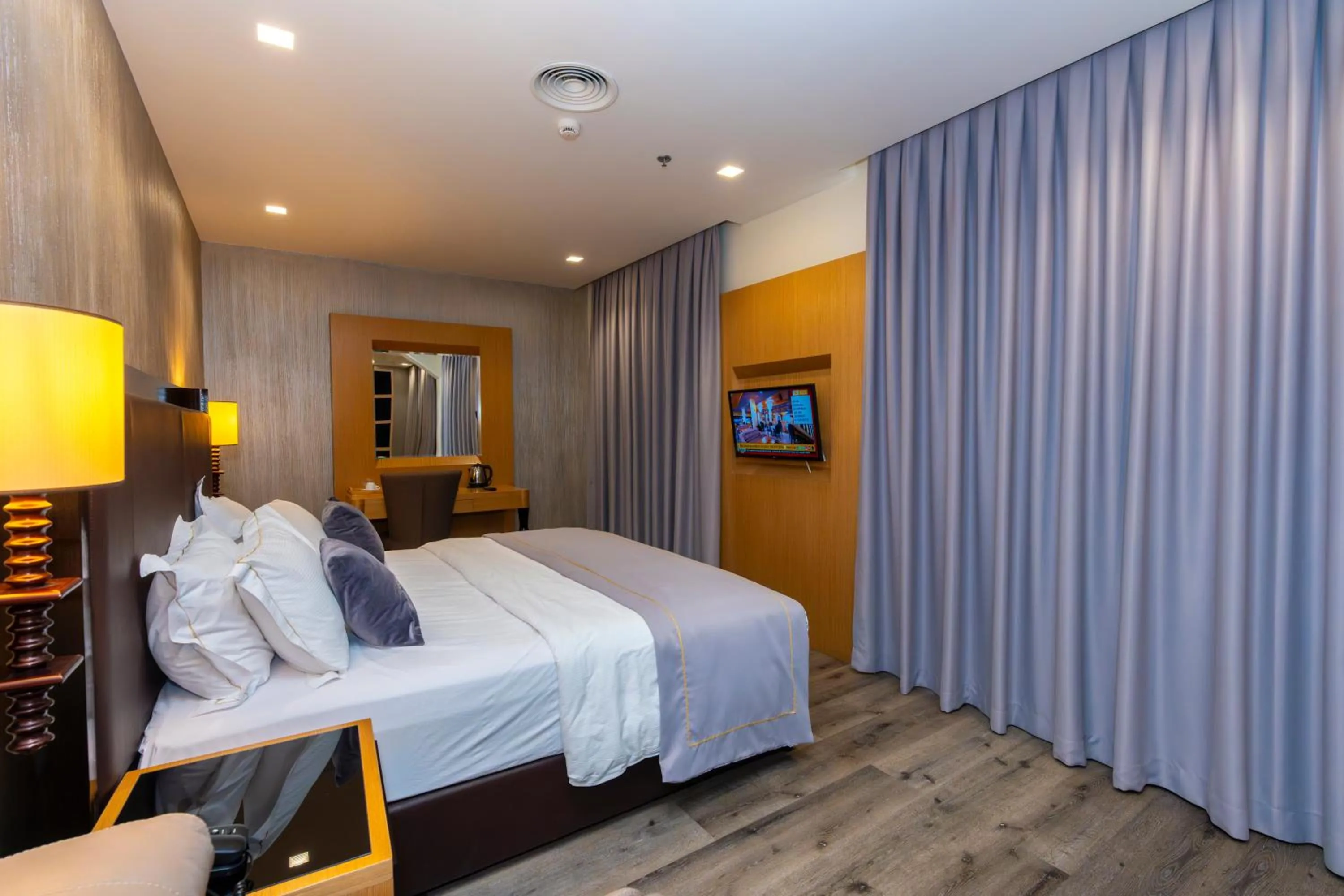 Bed in Hotel Golden Palace