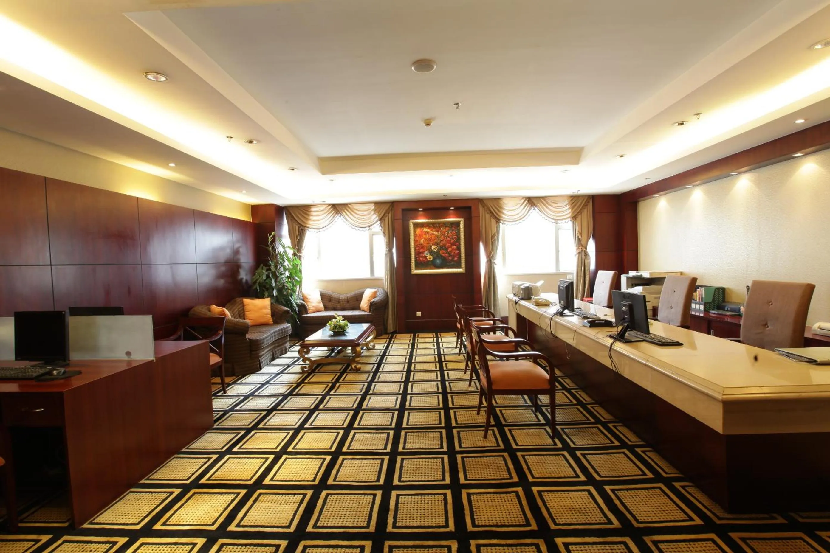 Lobby or reception in Grand Royal Hotel