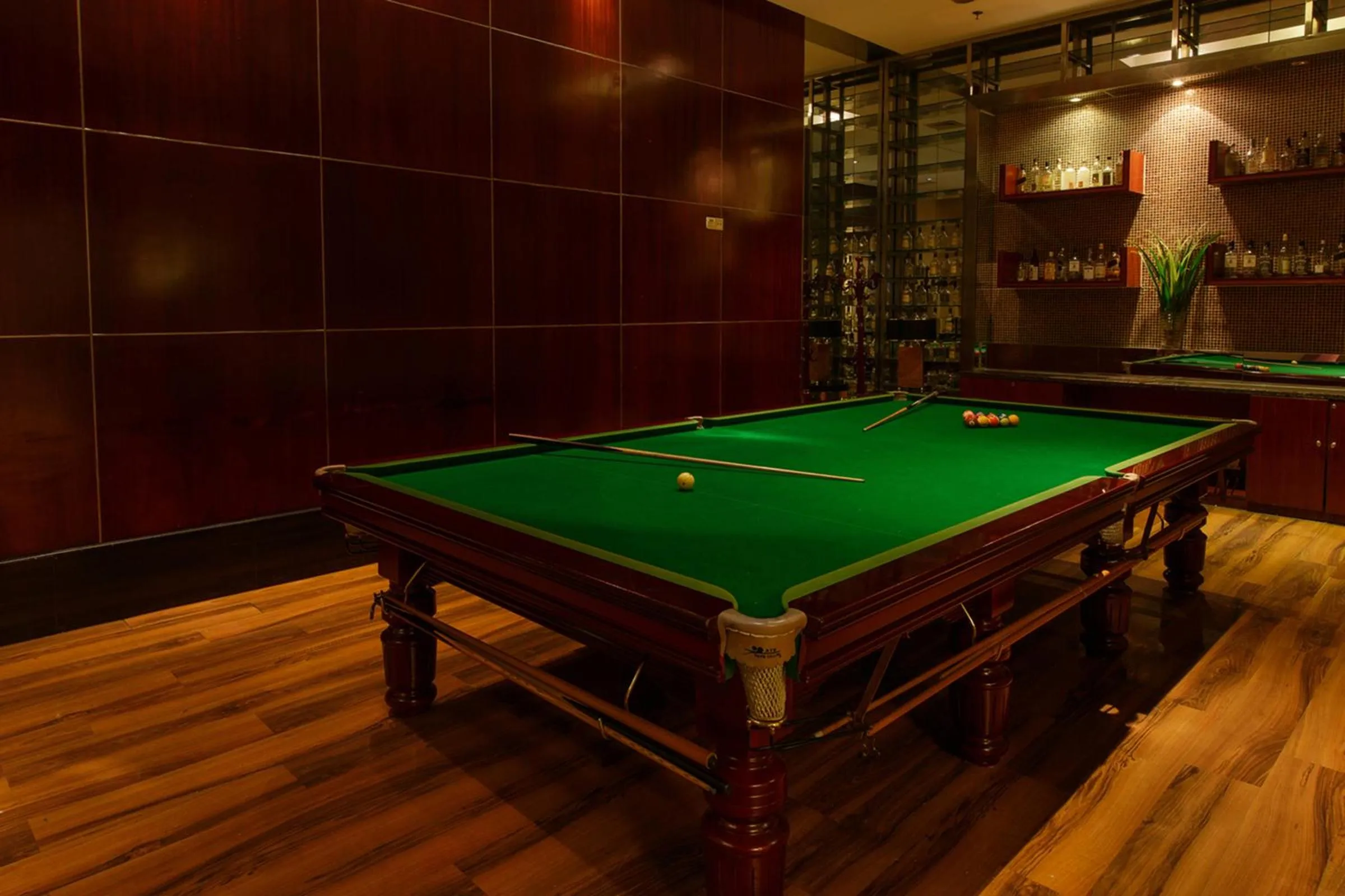 Billiard in Grand Royal Hotel