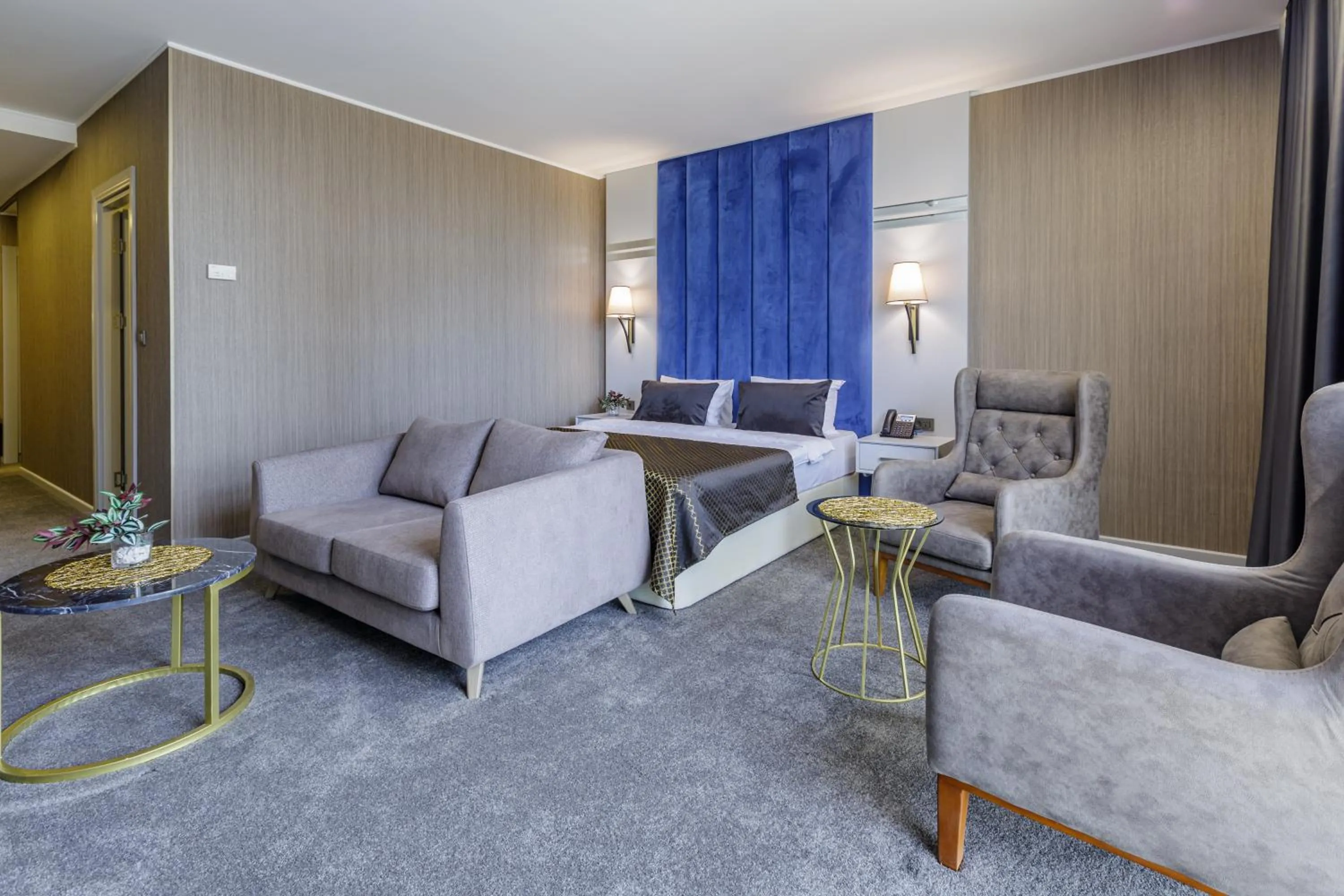 Living room in Premium Park Hotel