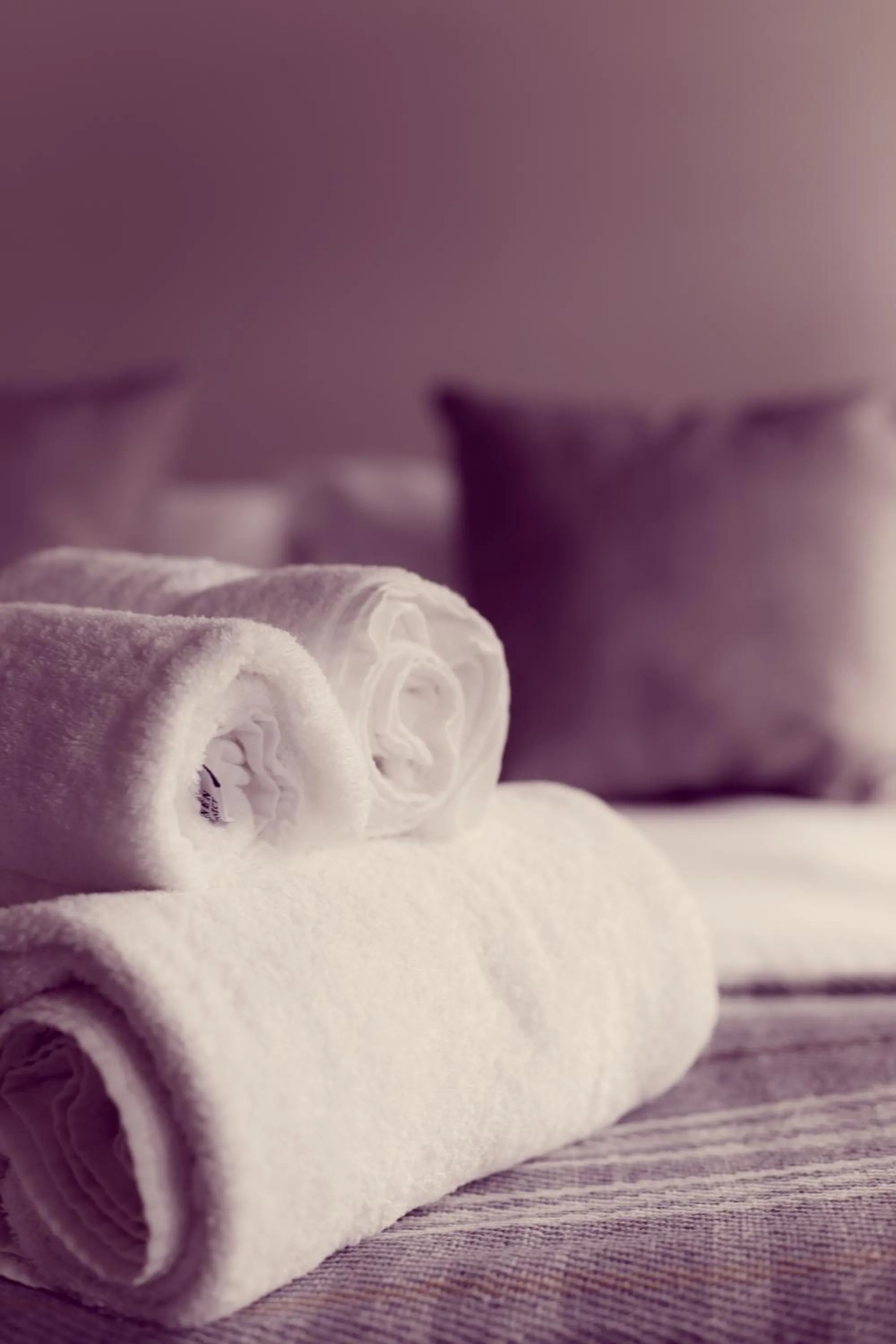 Bed in The Tavern at Hale