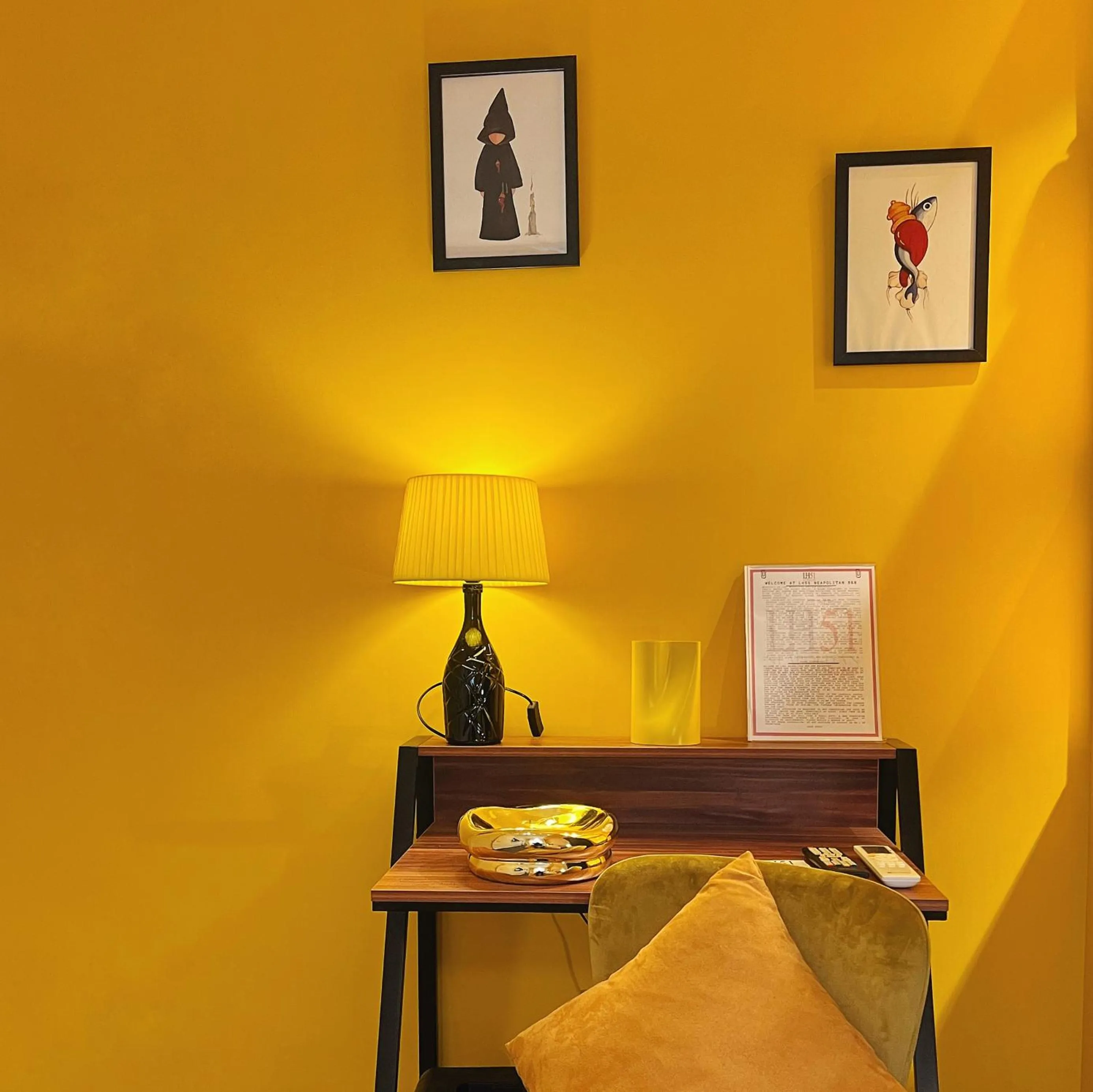 Bedroom in LH51 Rooms