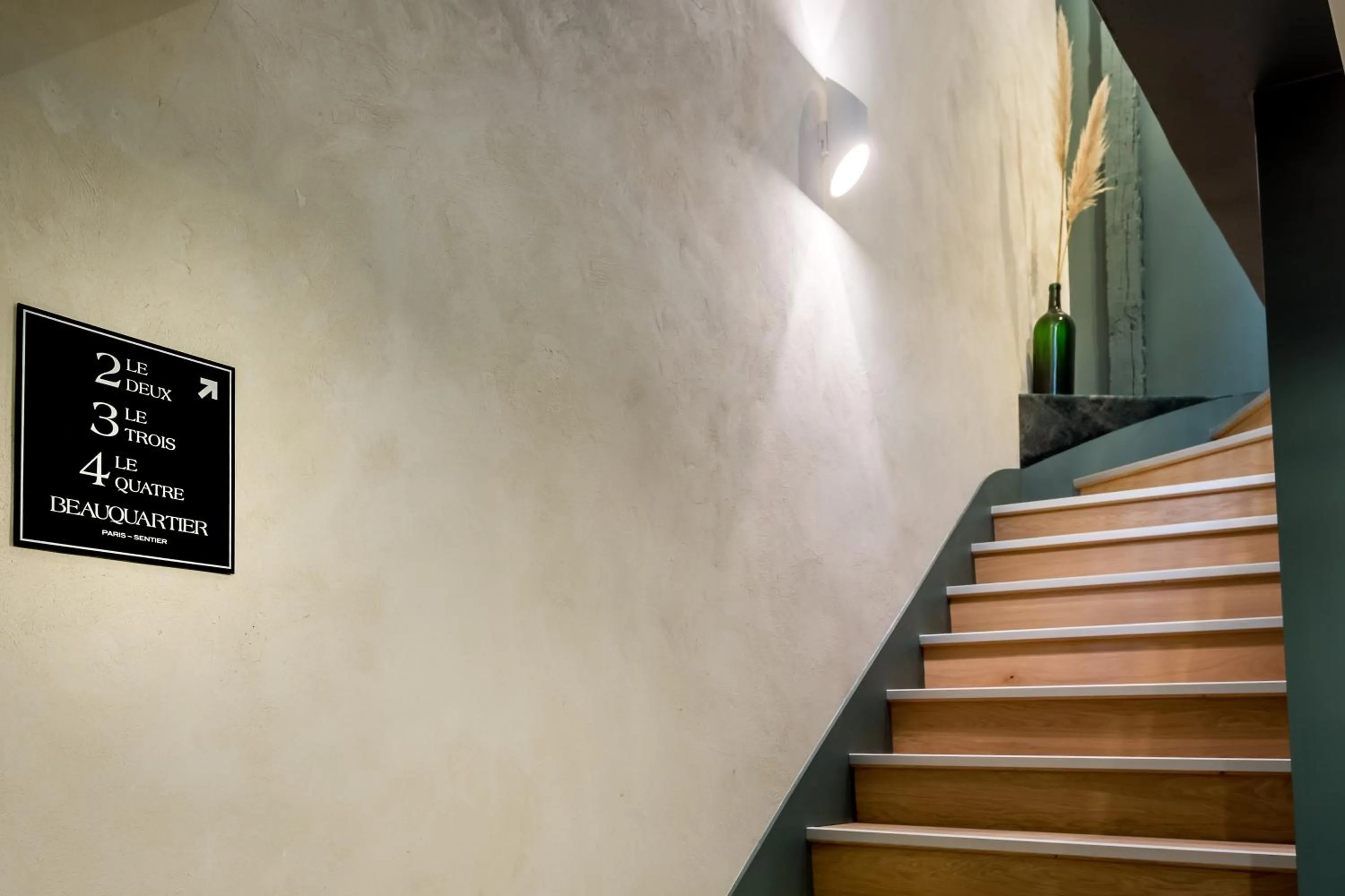 Property building in Beauquartier - Sentier