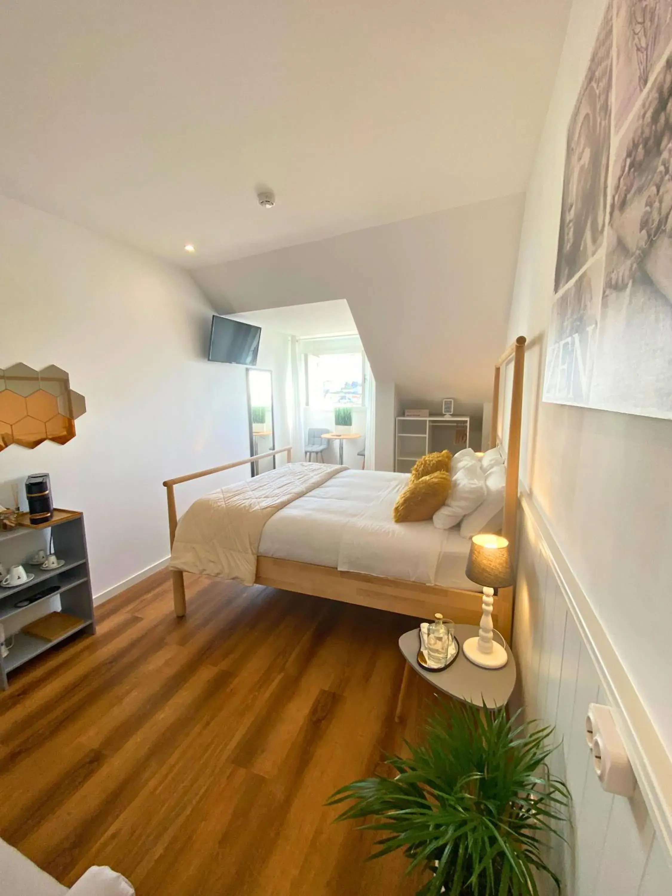Double Room in Naval Guest House Double Room in Naval Guest House