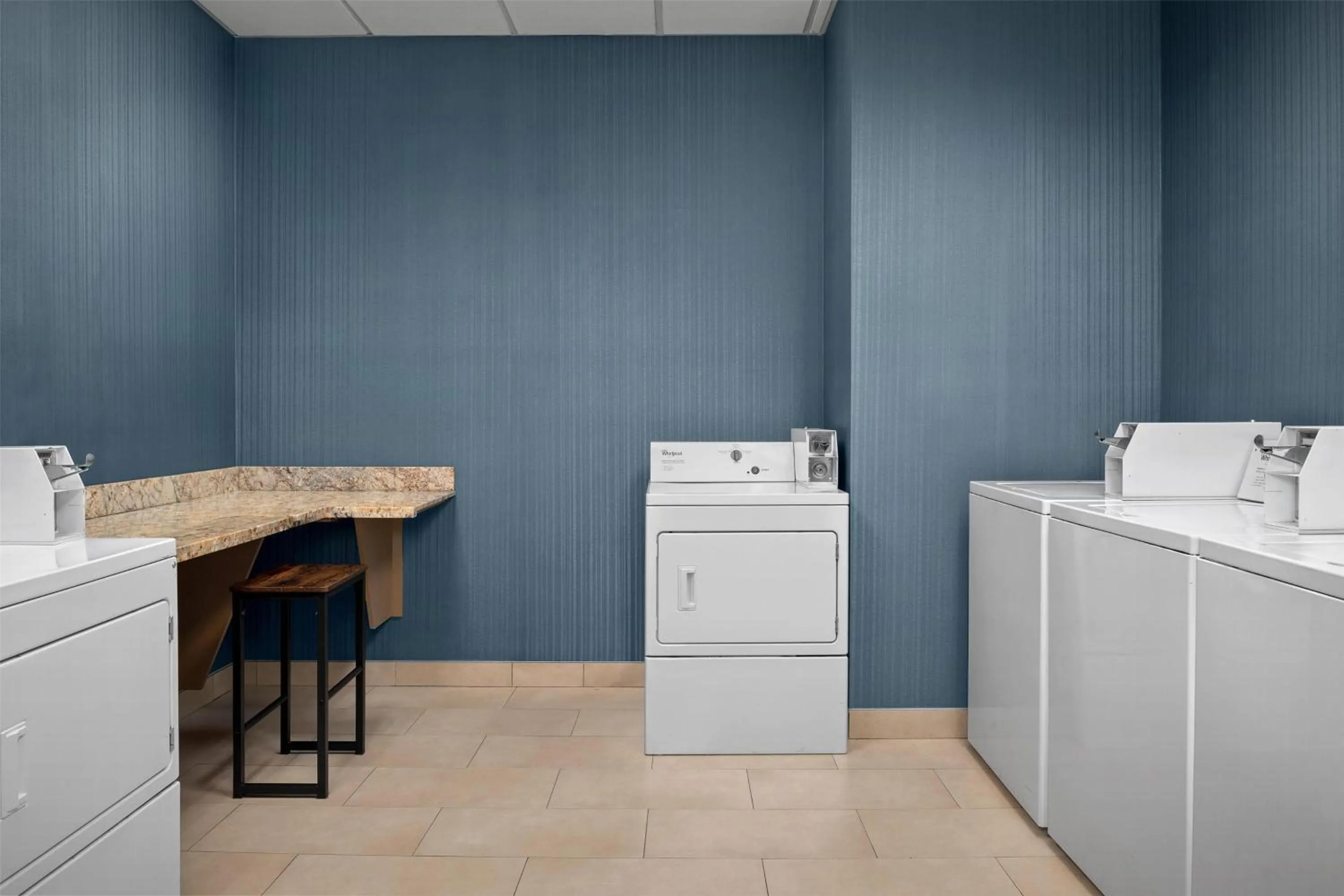 laundry in Homewood Suites by Hilton Seattle/Lynnwood