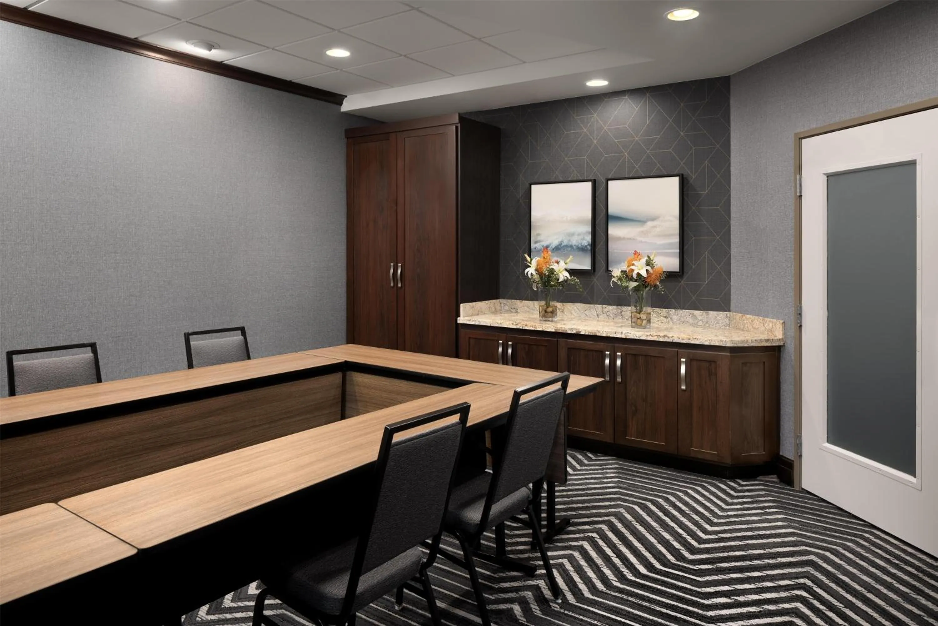 Meeting/conference room in Homewood Suites by Hilton Seattle/Lynnwood