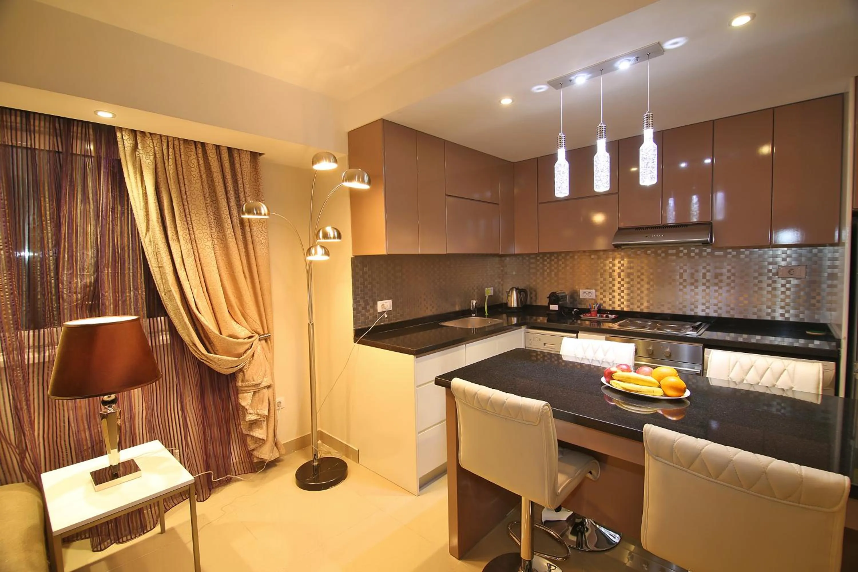 Kitchen or kitchenette in AlAshrafia Smart Residence