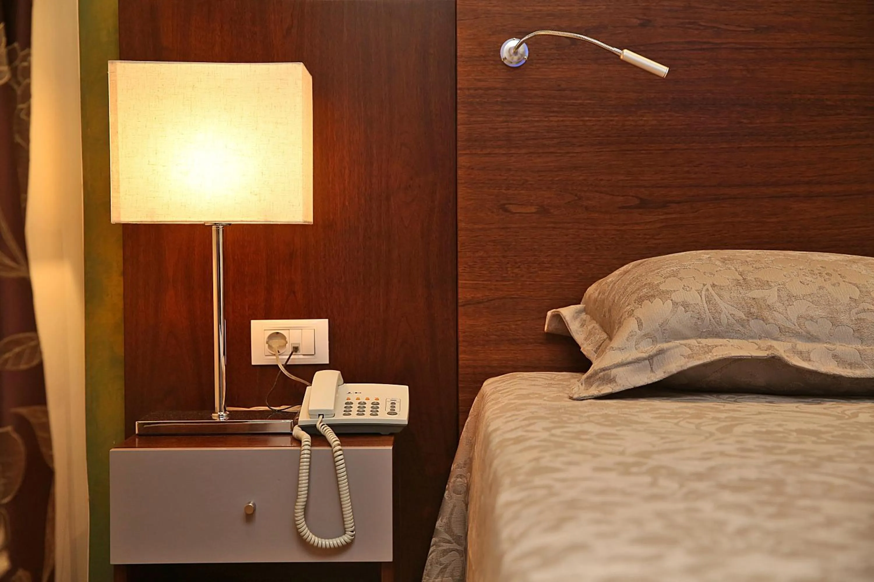 Bed in AlAshrafia Smart Residence