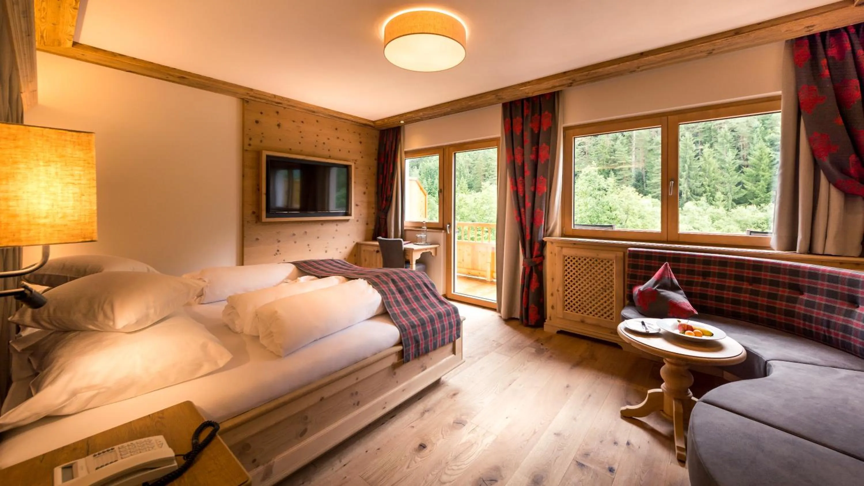 Decorative detail, Bed in Verwöhnhotel Kristall