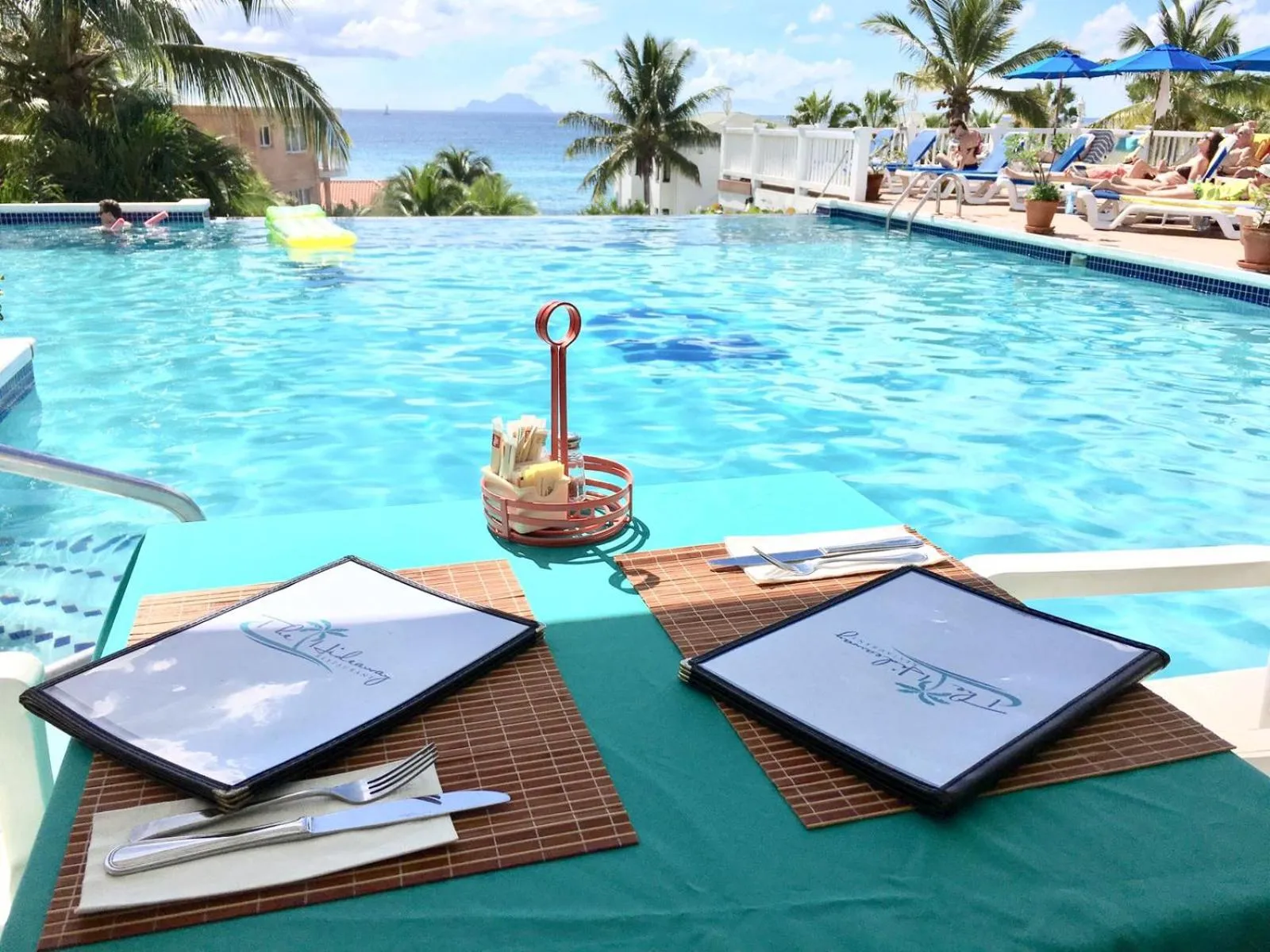 Restaurant/places to eat in La Vista Resort