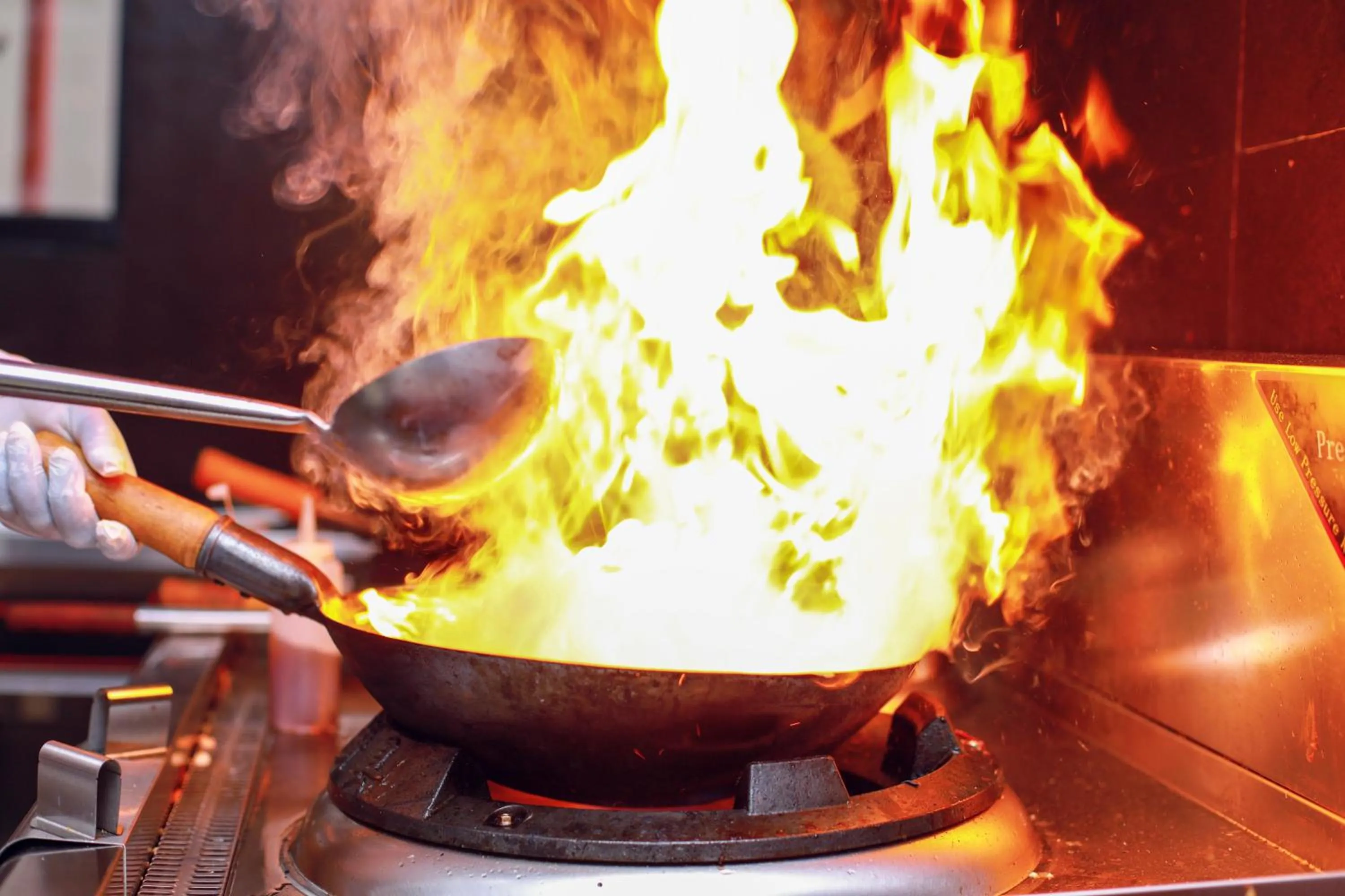 Restaurant/places to eat in Riviera Suites