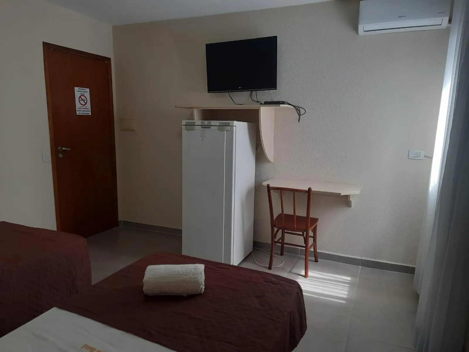 Bed in Londres Royal Hotel