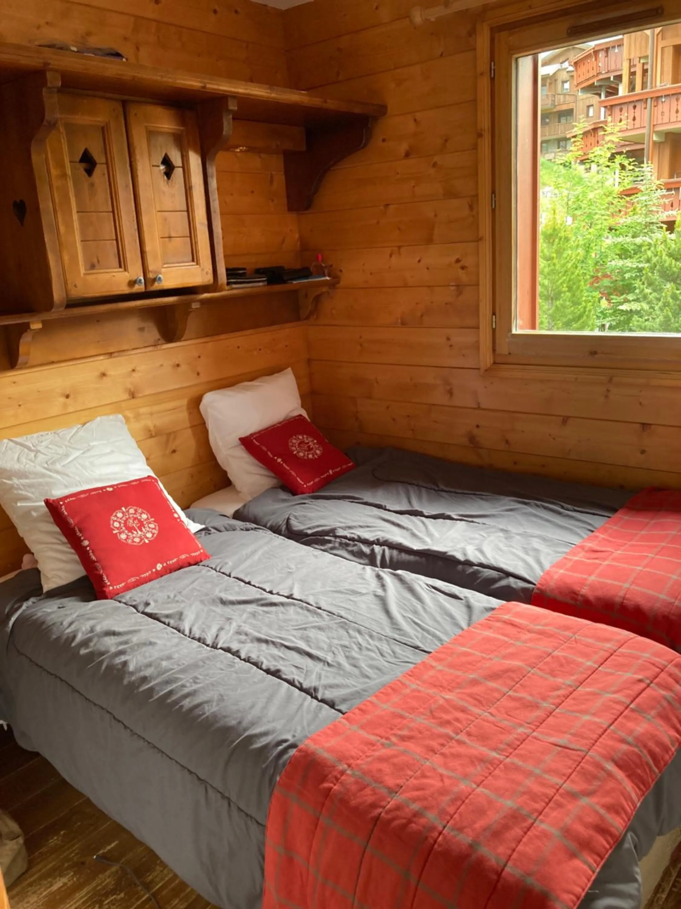 Bedroom, Bed in Les Alpages de Reberty