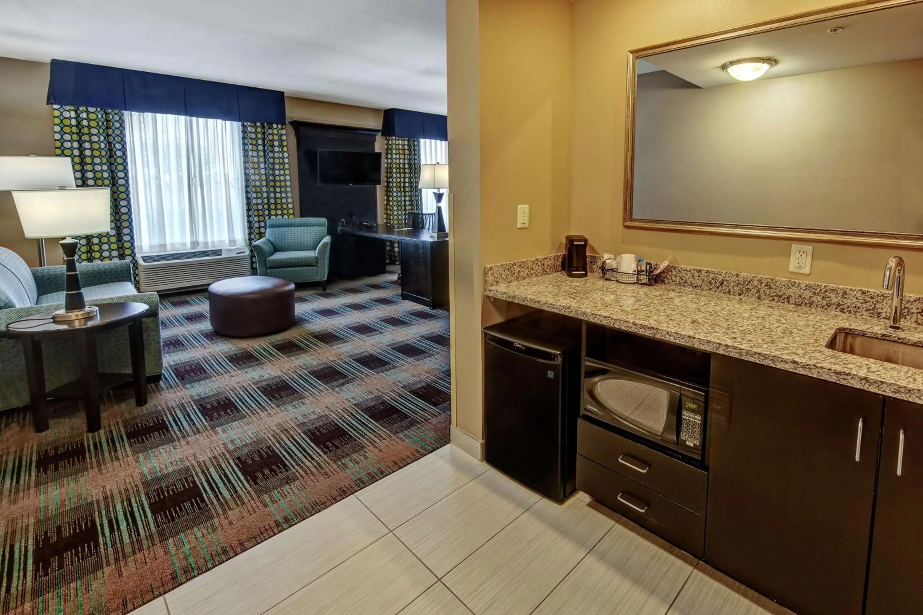Living room in Hampton Inn & Suites Clarksville