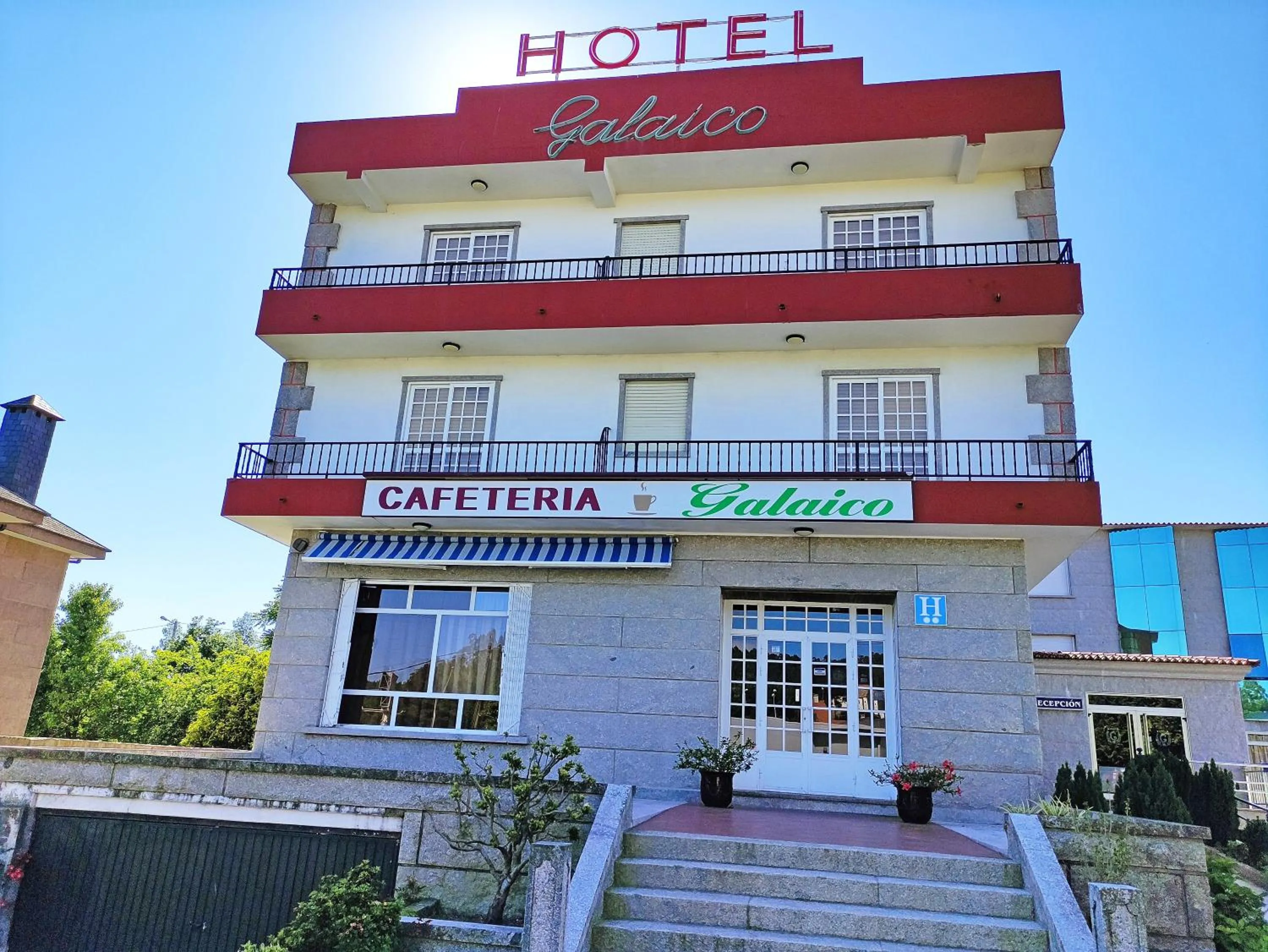 Property building in Hotel Galaico Sanxenxo
