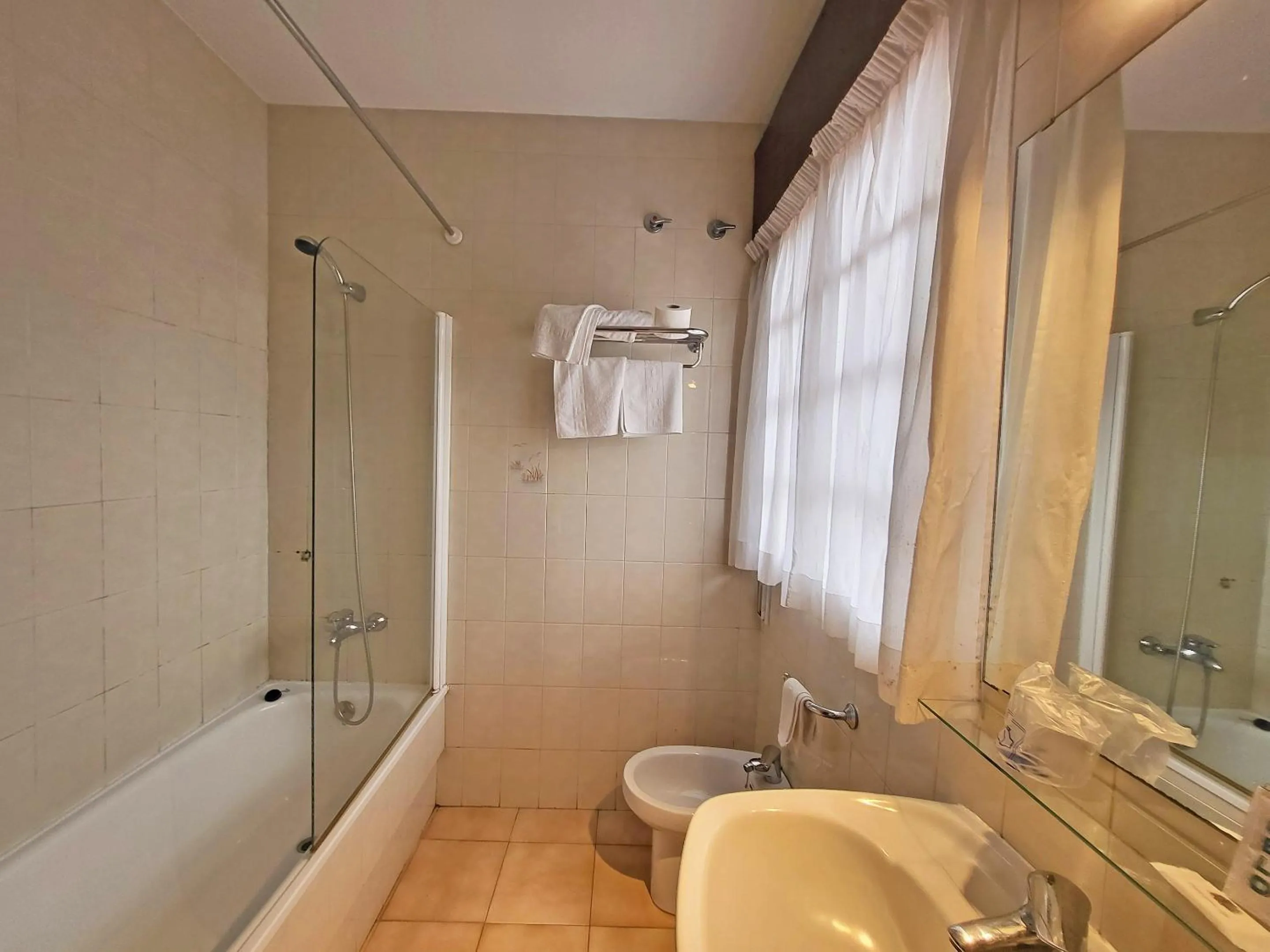 Bathroom in Hotel Galaico Sanxenxo