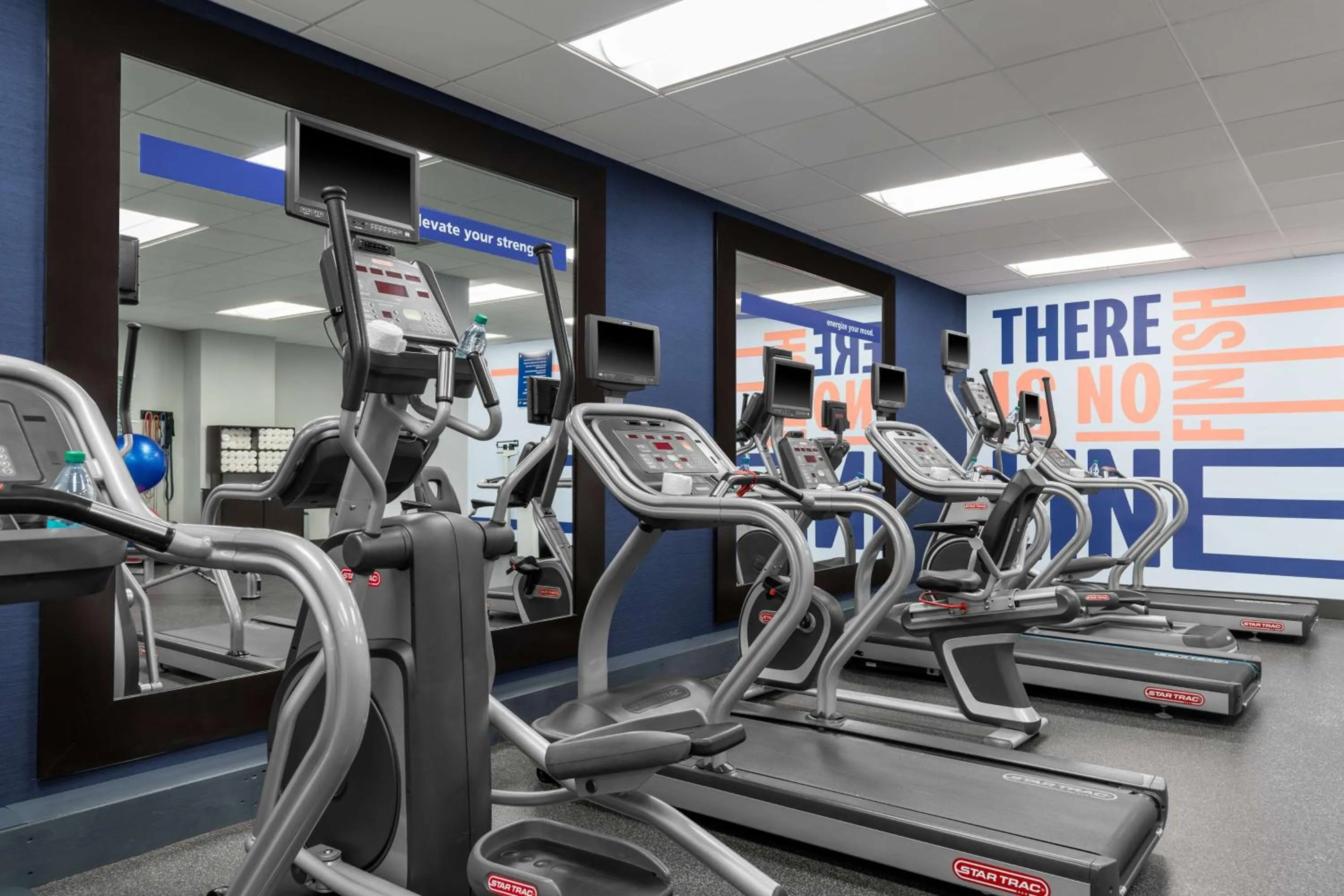 Fitness centre/facilities in Hampton Inn & Suites Madison Downtown
