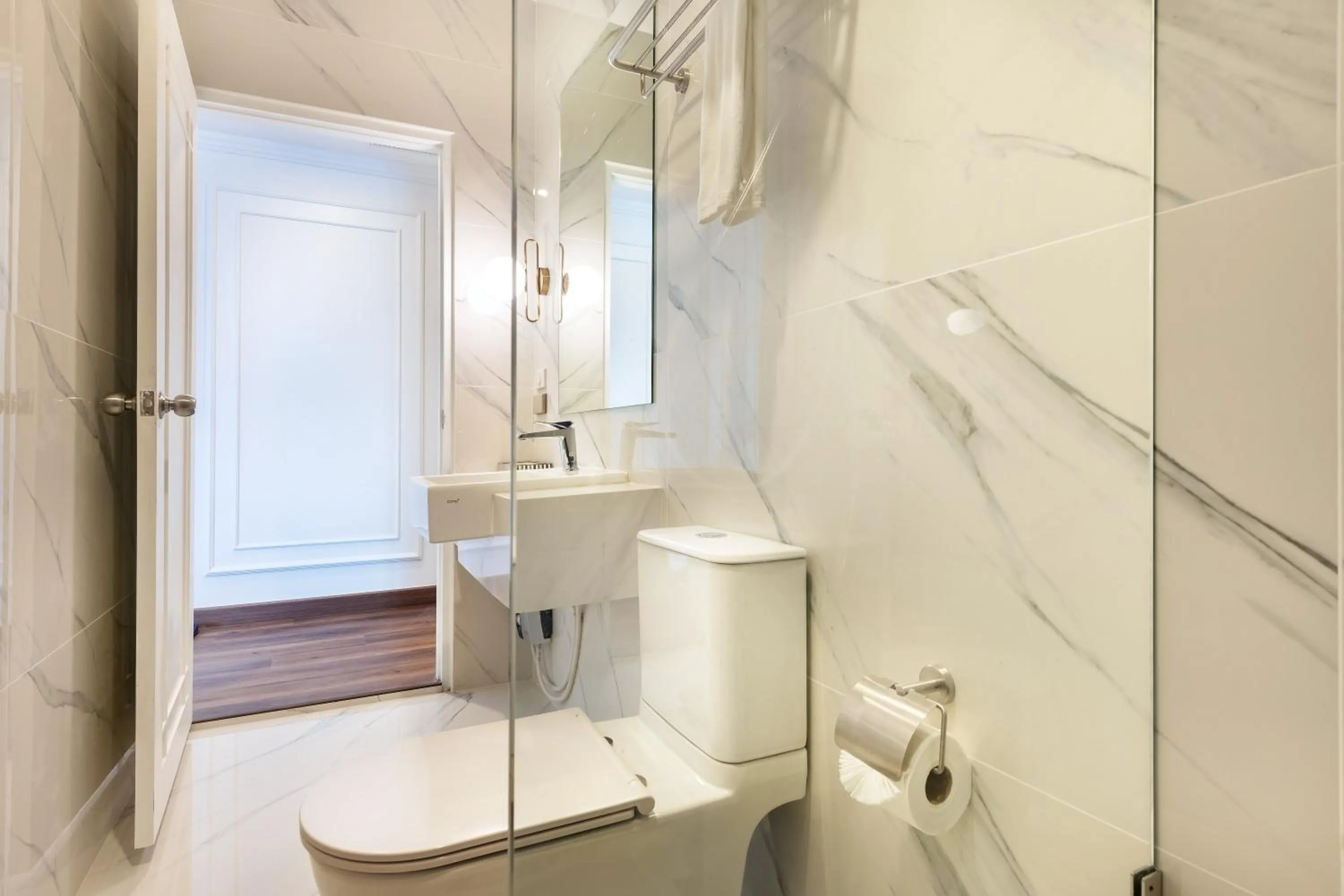 Bathroom in Nine River Hotel