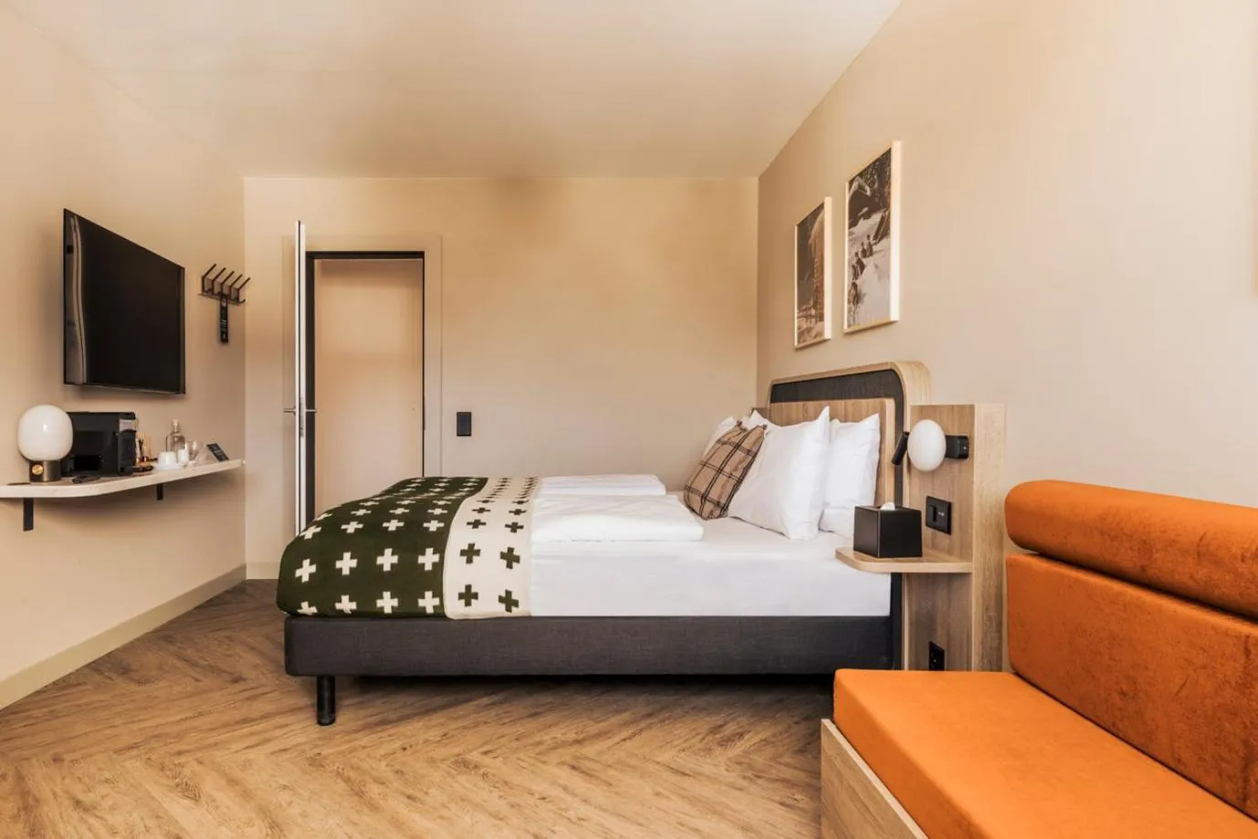 Bedroom, Bed in Hotel Altein Arosa, a Faern Collection Resort