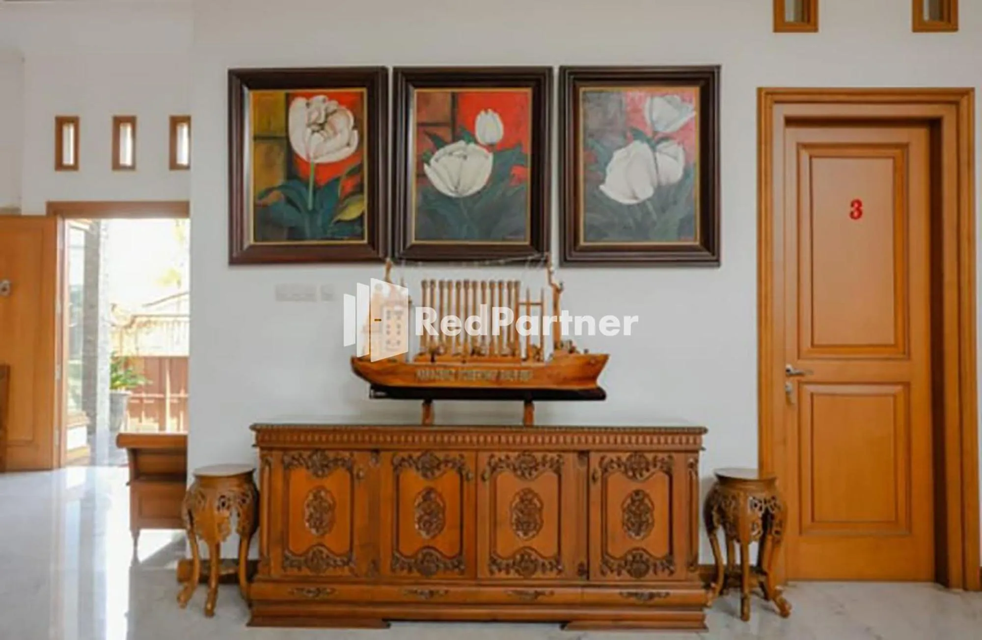 Property building in RedDoorz at Daffi Araya