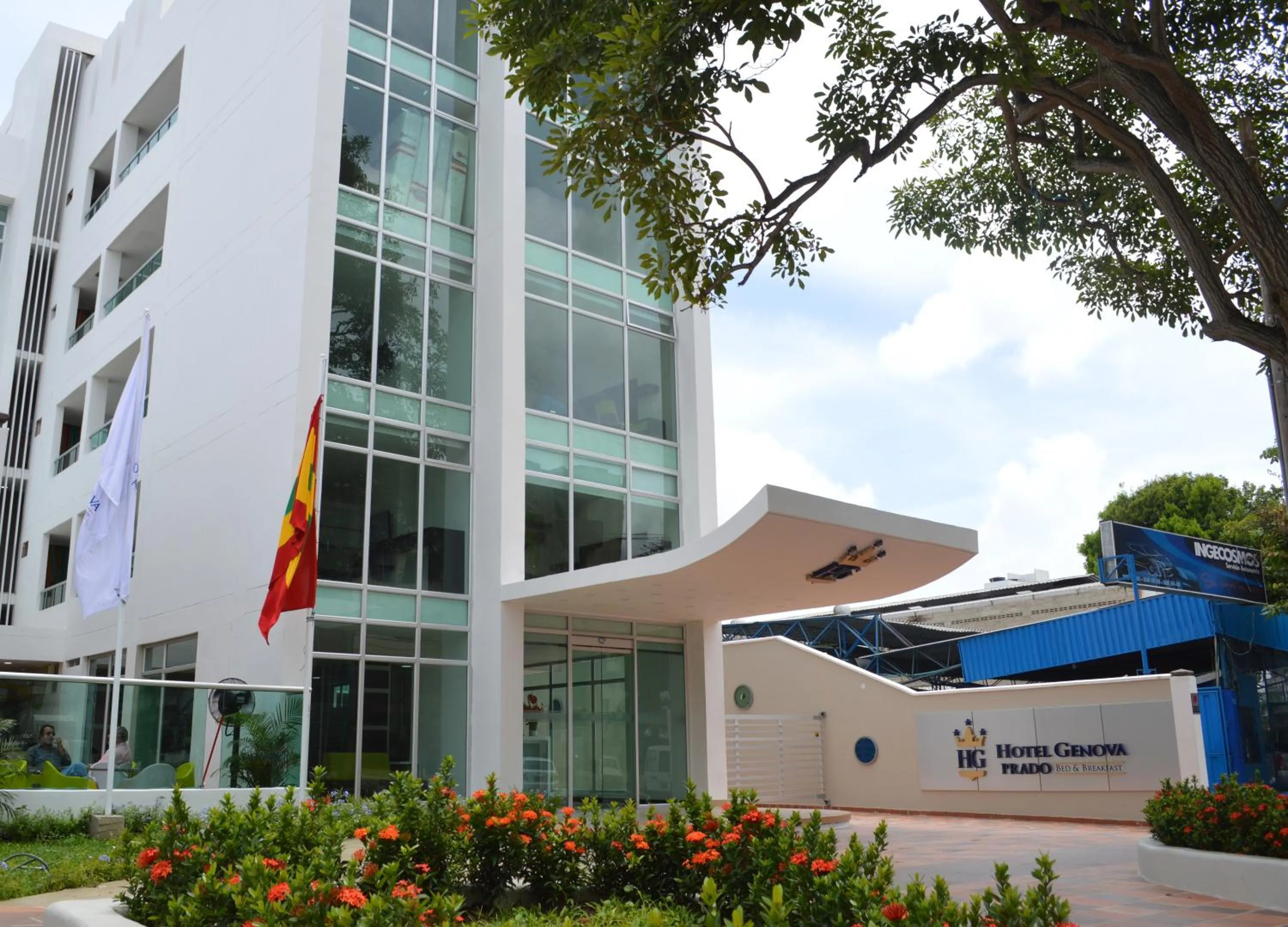 Facade/entrance in Hotel Genova Prado