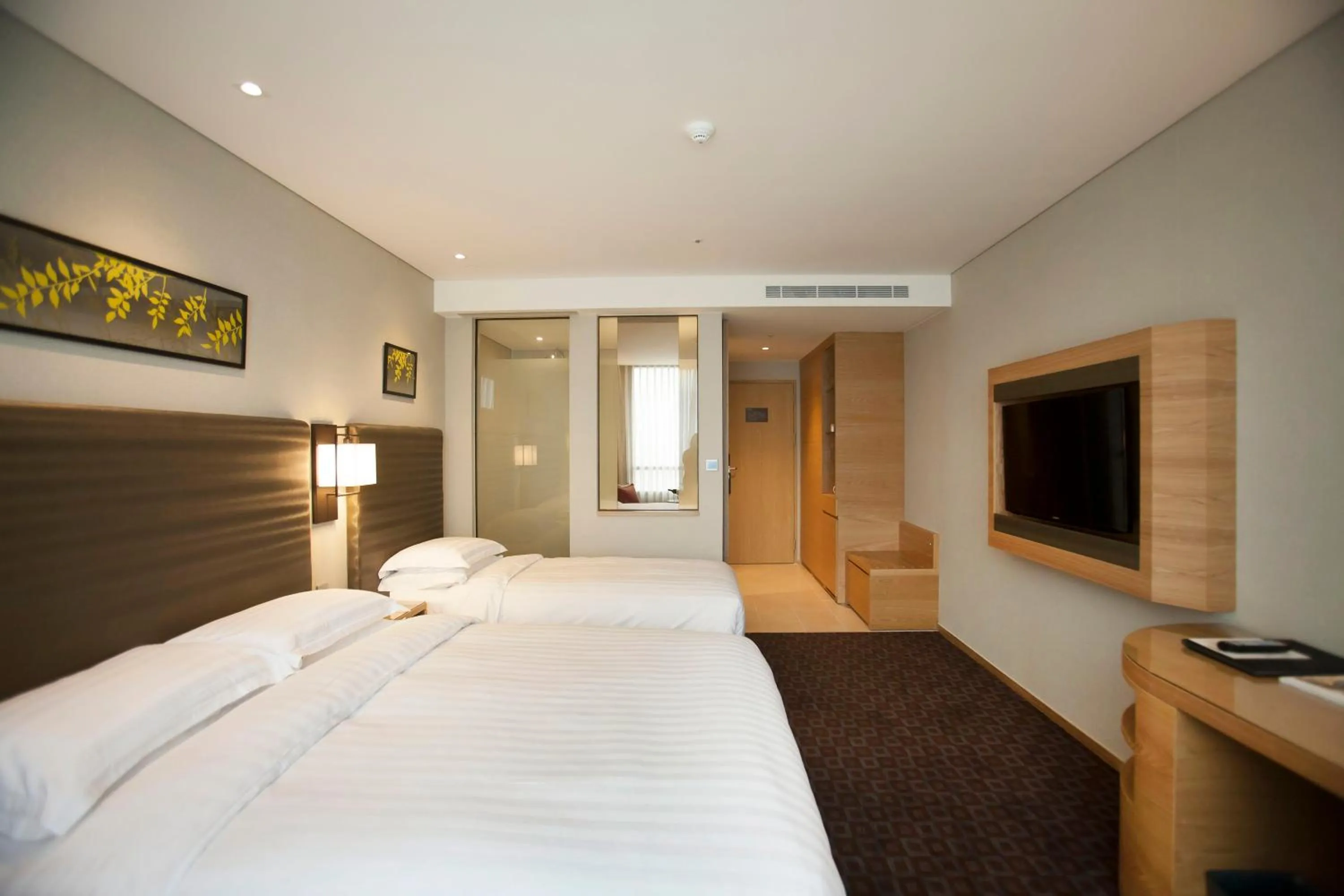 Bed in Best Western Hotel Gunsan