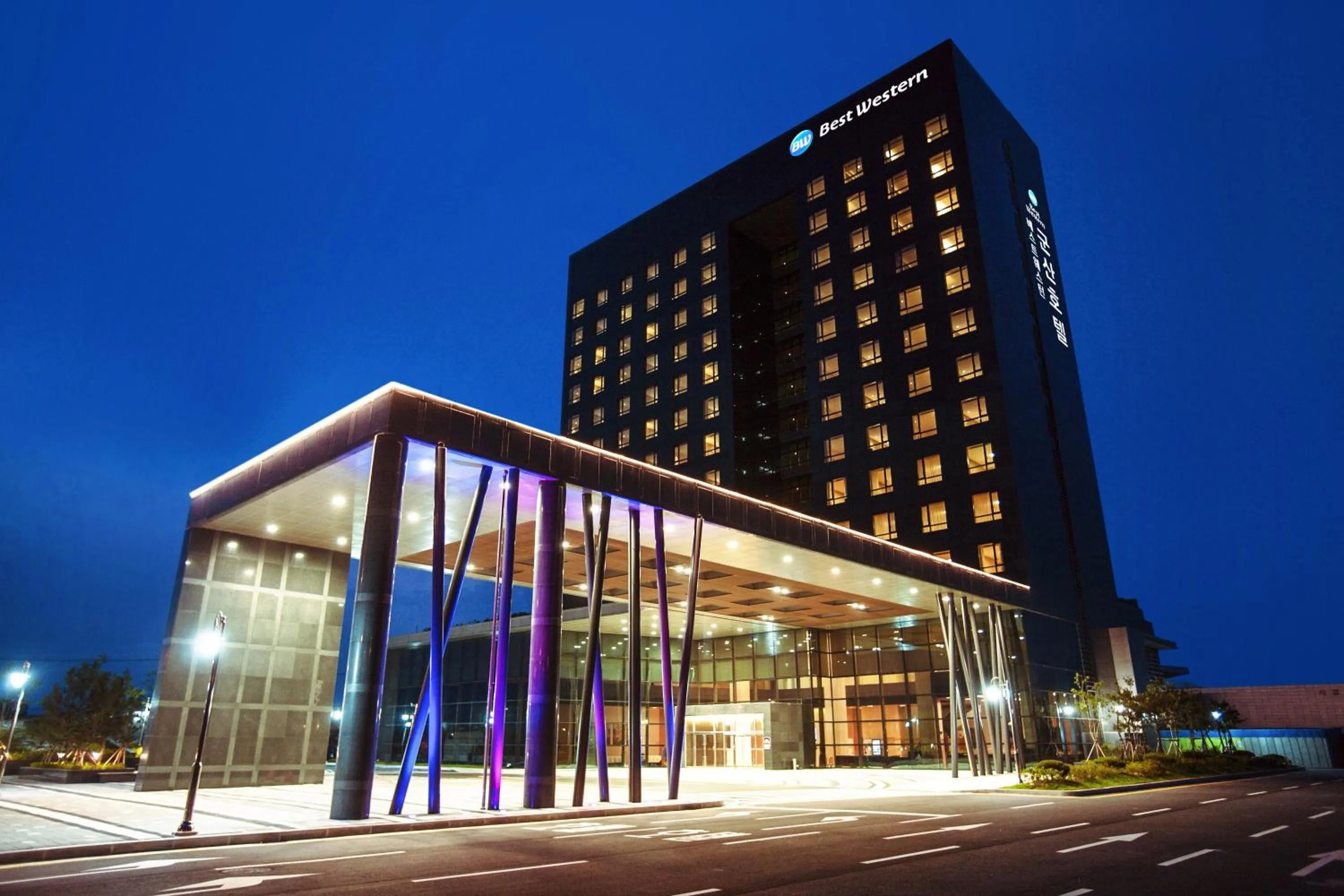 Property building in Best Western Hotel Gunsan