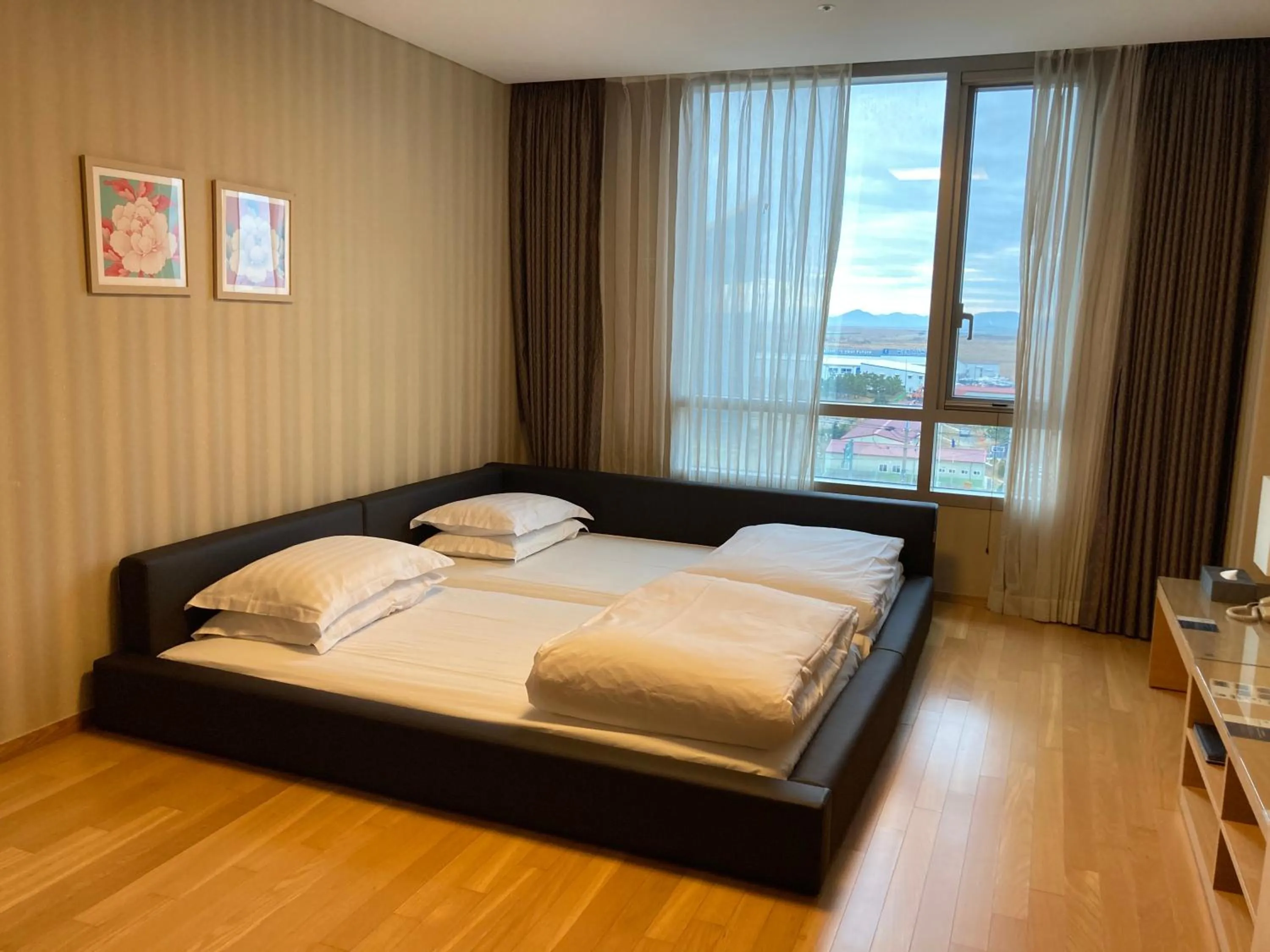 Bed in Best Western Hotel Gunsan