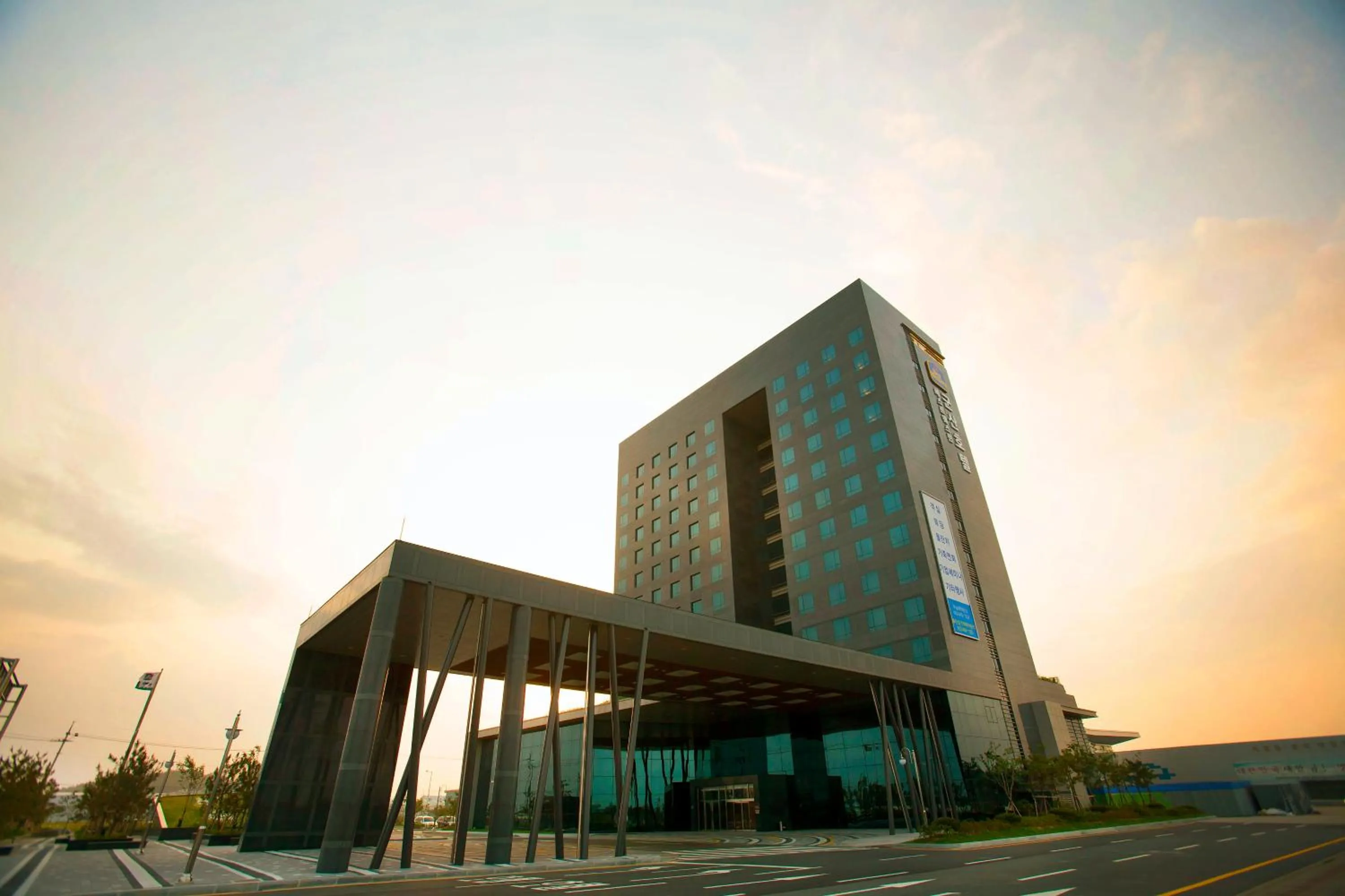 Facade/entrance in Best Western Hotel Gunsan