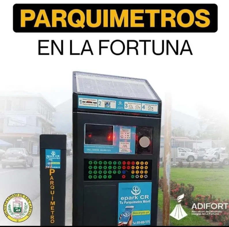 Parking in Poshtel Arenal