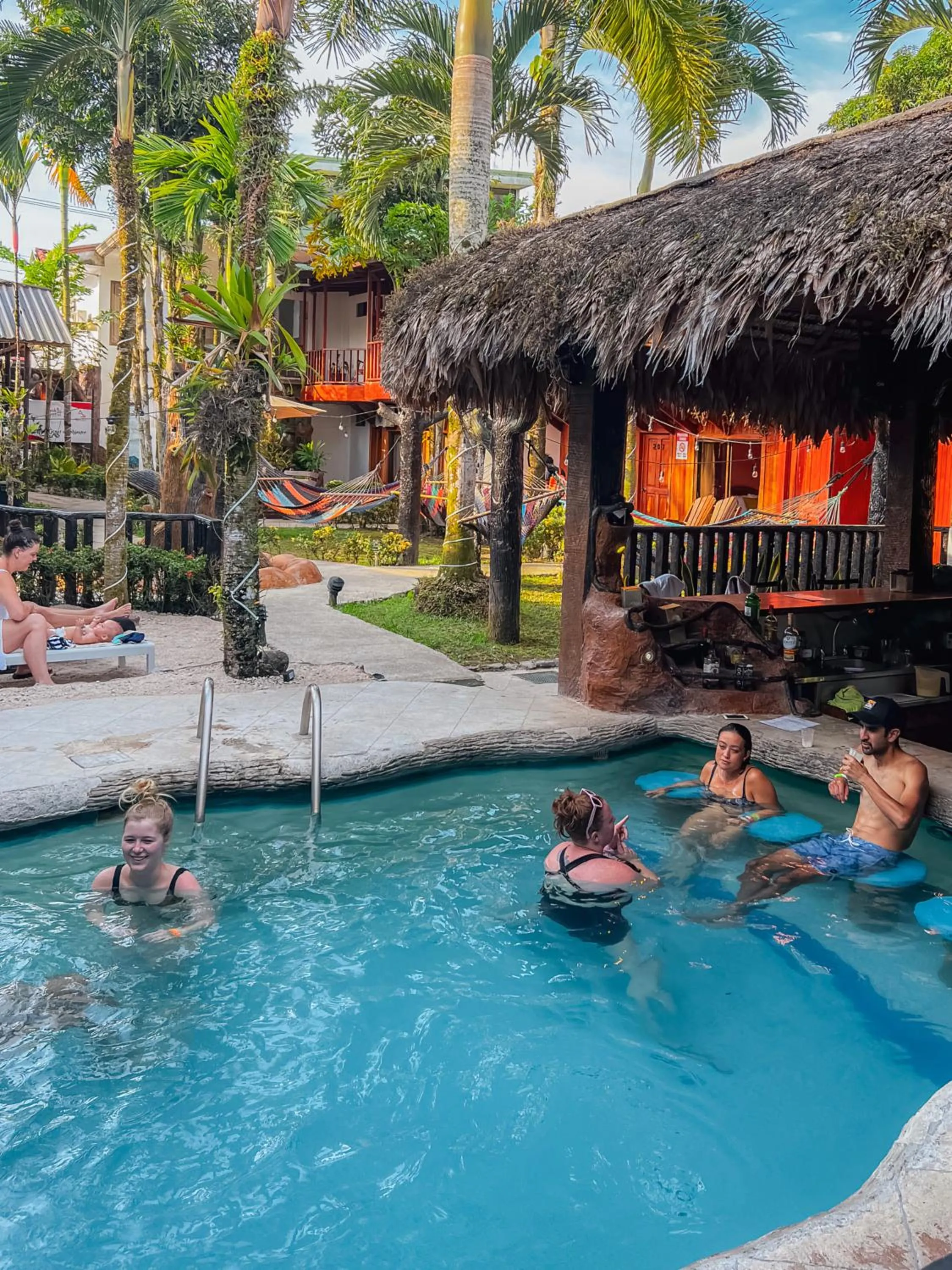 Property building in Poshtel Arenal