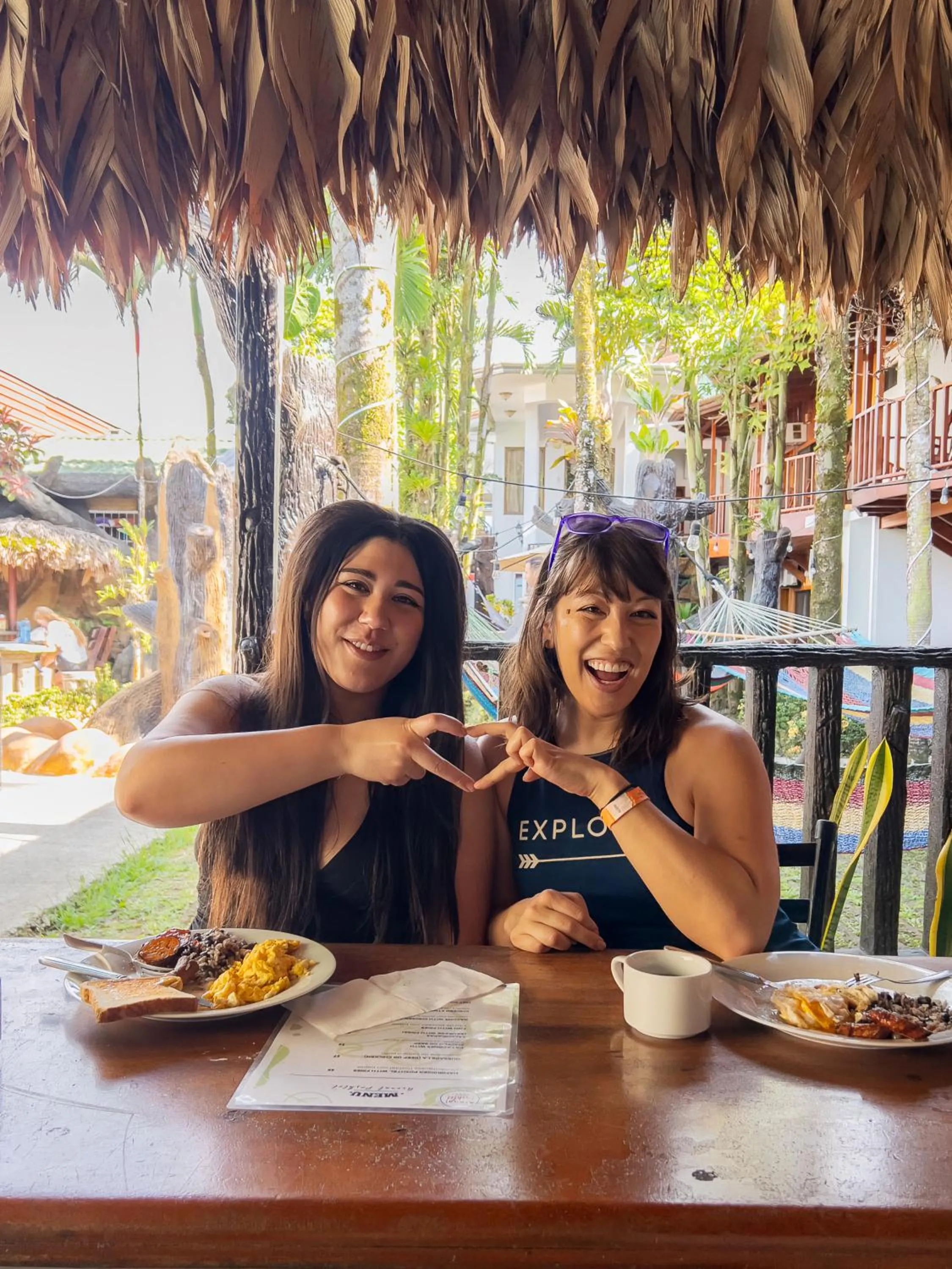 Restaurant/places to eat in Poshtel Arenal