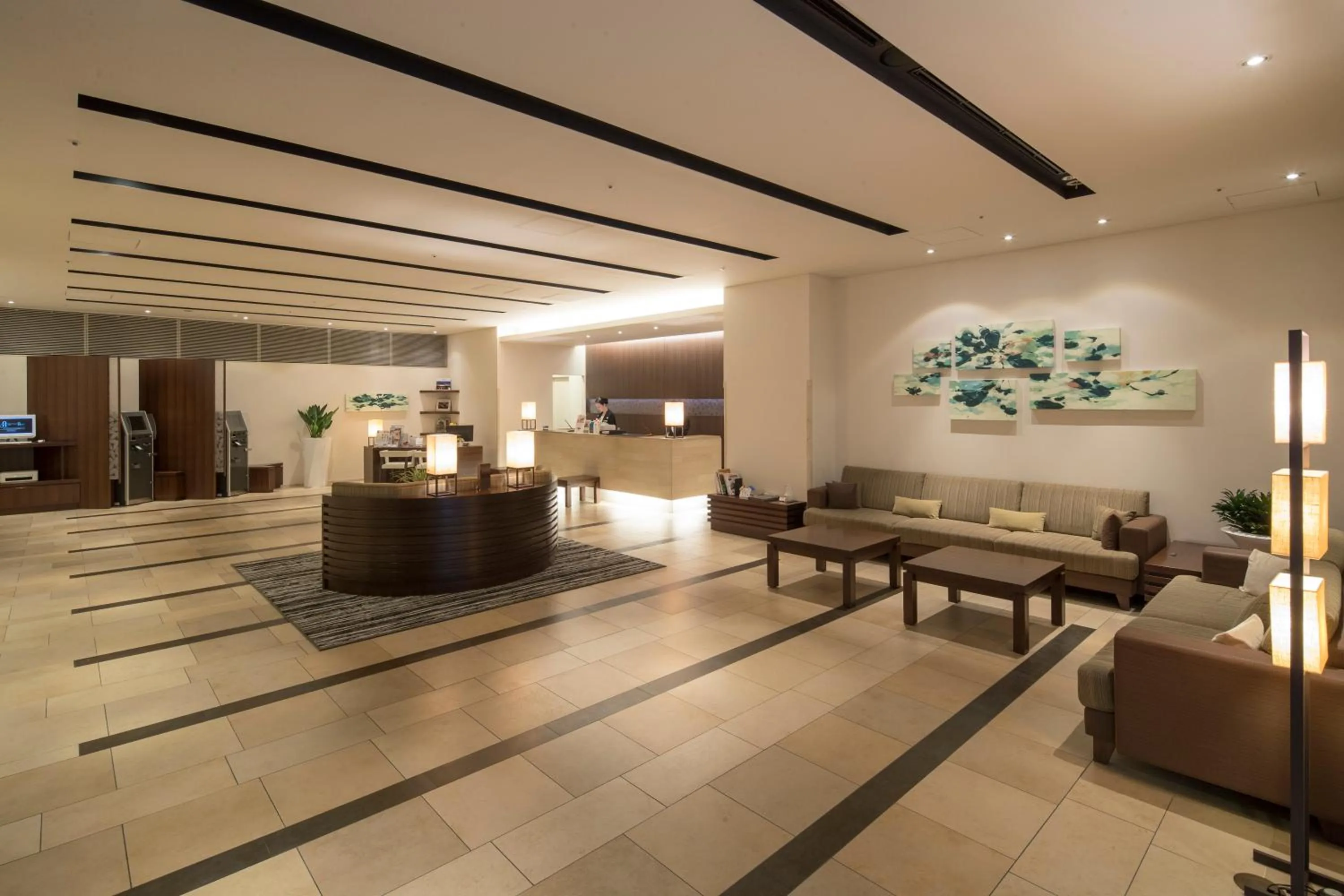 Lobby or reception in Richmond Hotel Kumamoto Shinshigai