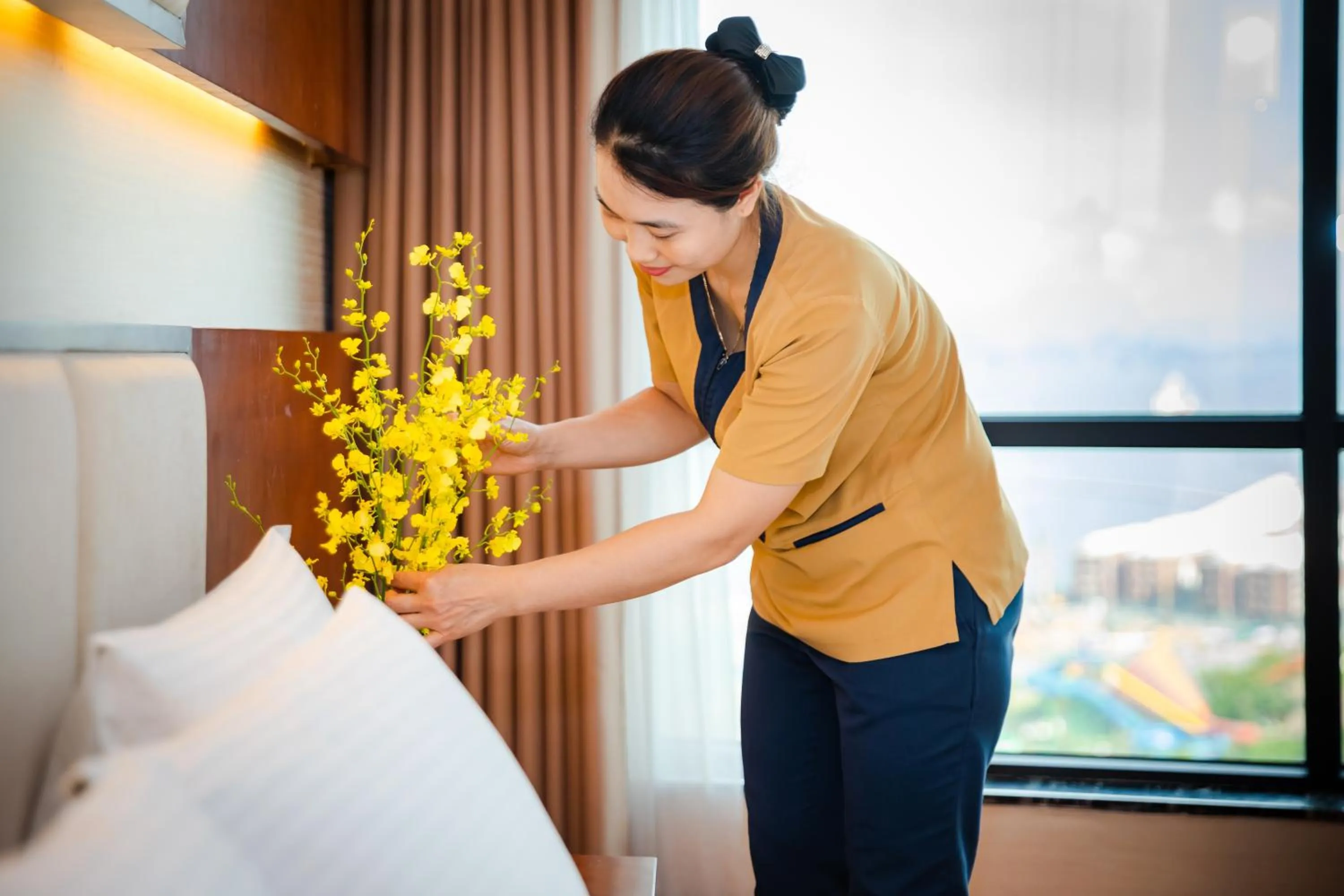 Staff in Muong Thanh Luxury Quang Ninh Hotel