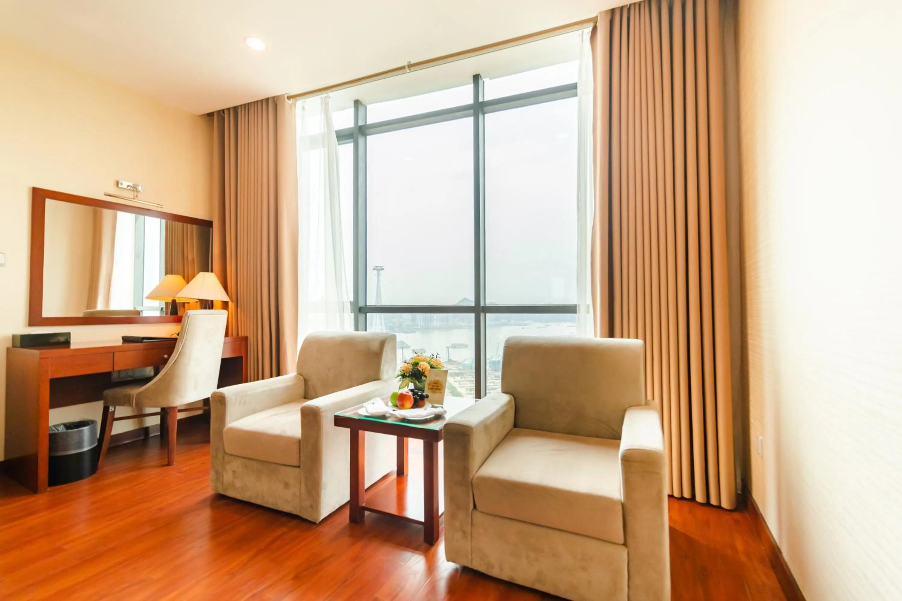 Seating area in Muong Thanh Luxury Quang Ninh Hotel