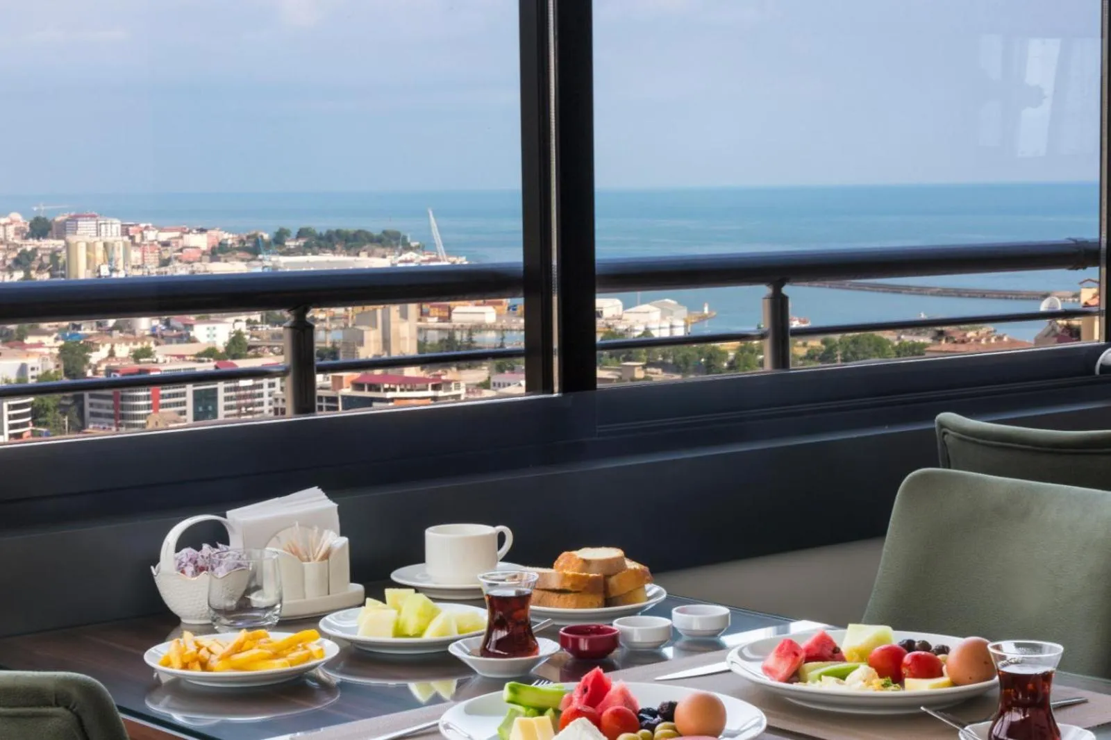Buffet breakfast in Azra Residence Otel