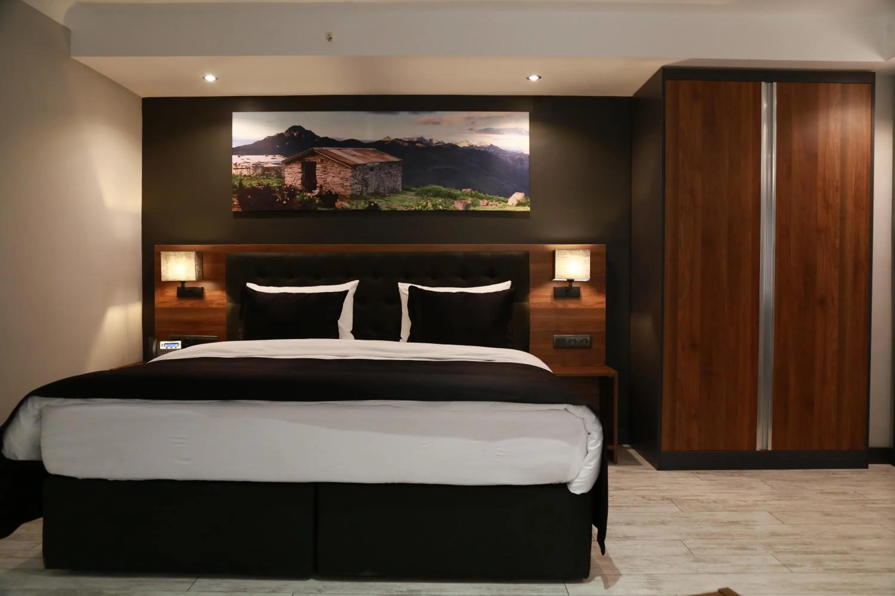 Photo of the whole room, Bed in Azra Residence Otel