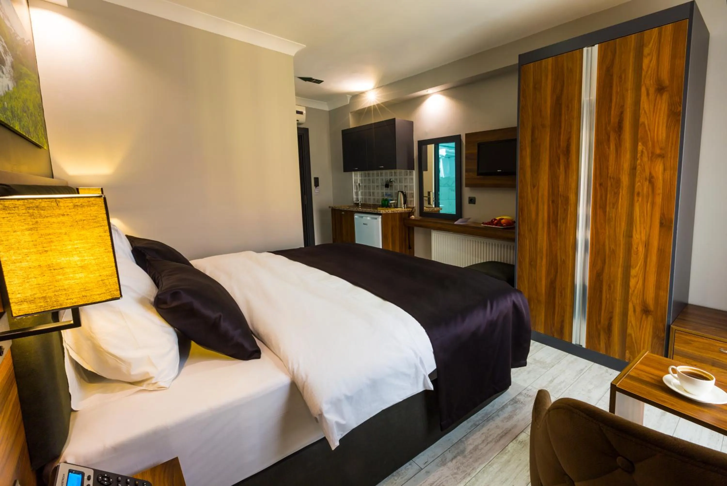 Photo of the whole room, Bed in Azra Residence Otel