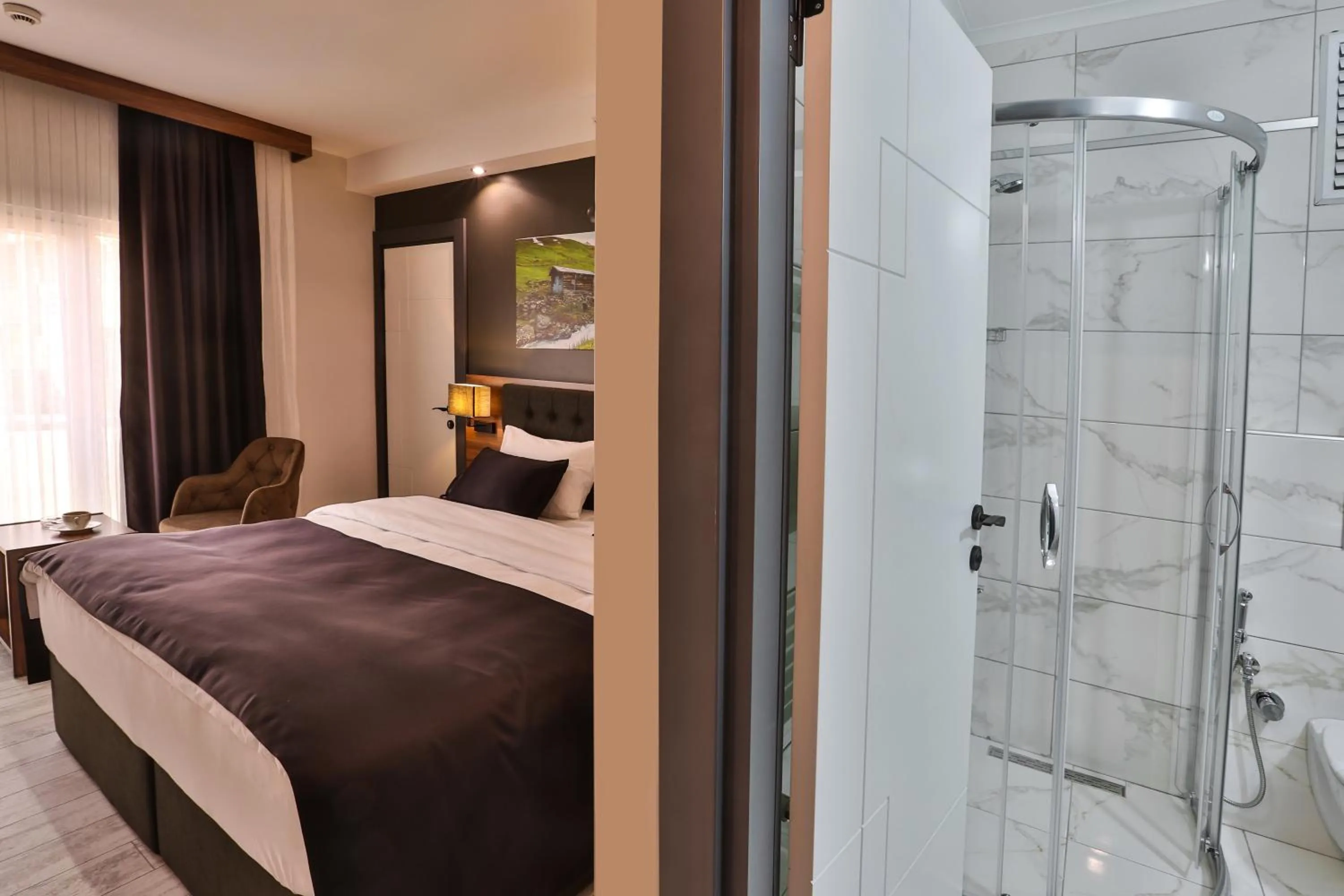 Photo of the whole room, Bed in Azra Residence Otel