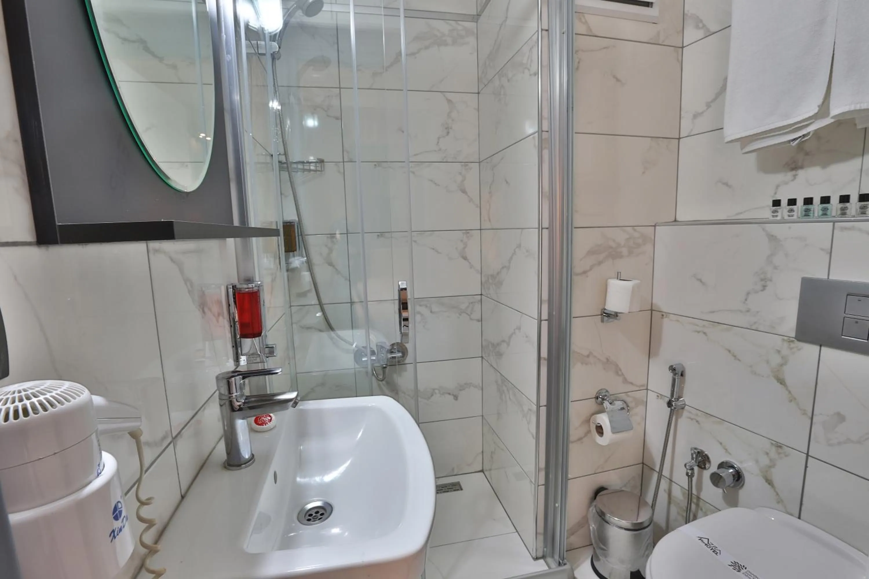 Bathroom in Azra Residence Otel
