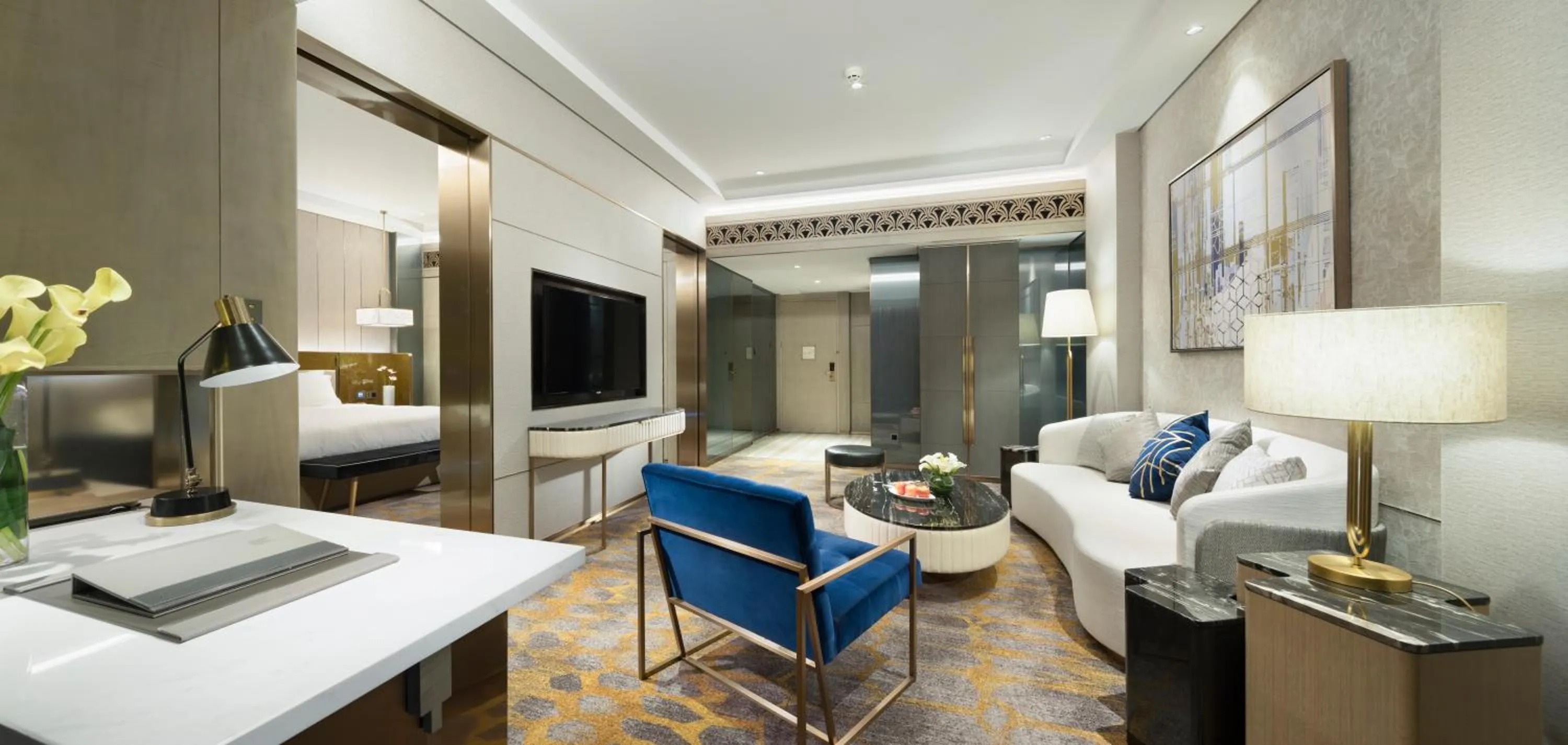 Living room in Grand Millennium Shanghai HongQiao