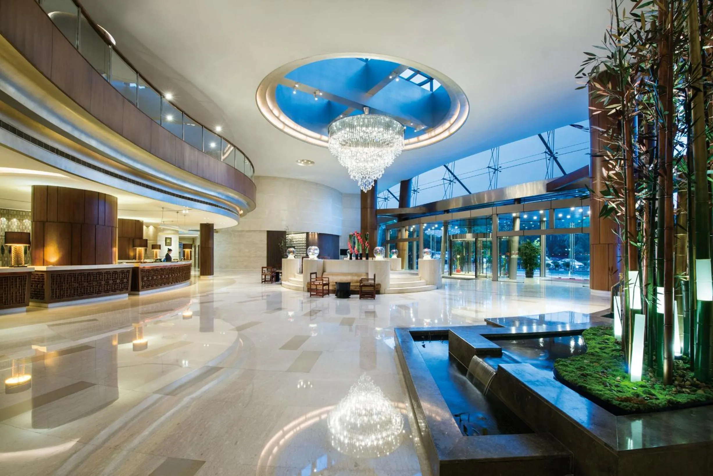 Lobby or reception in Grand Millennium Shanghai HongQiao