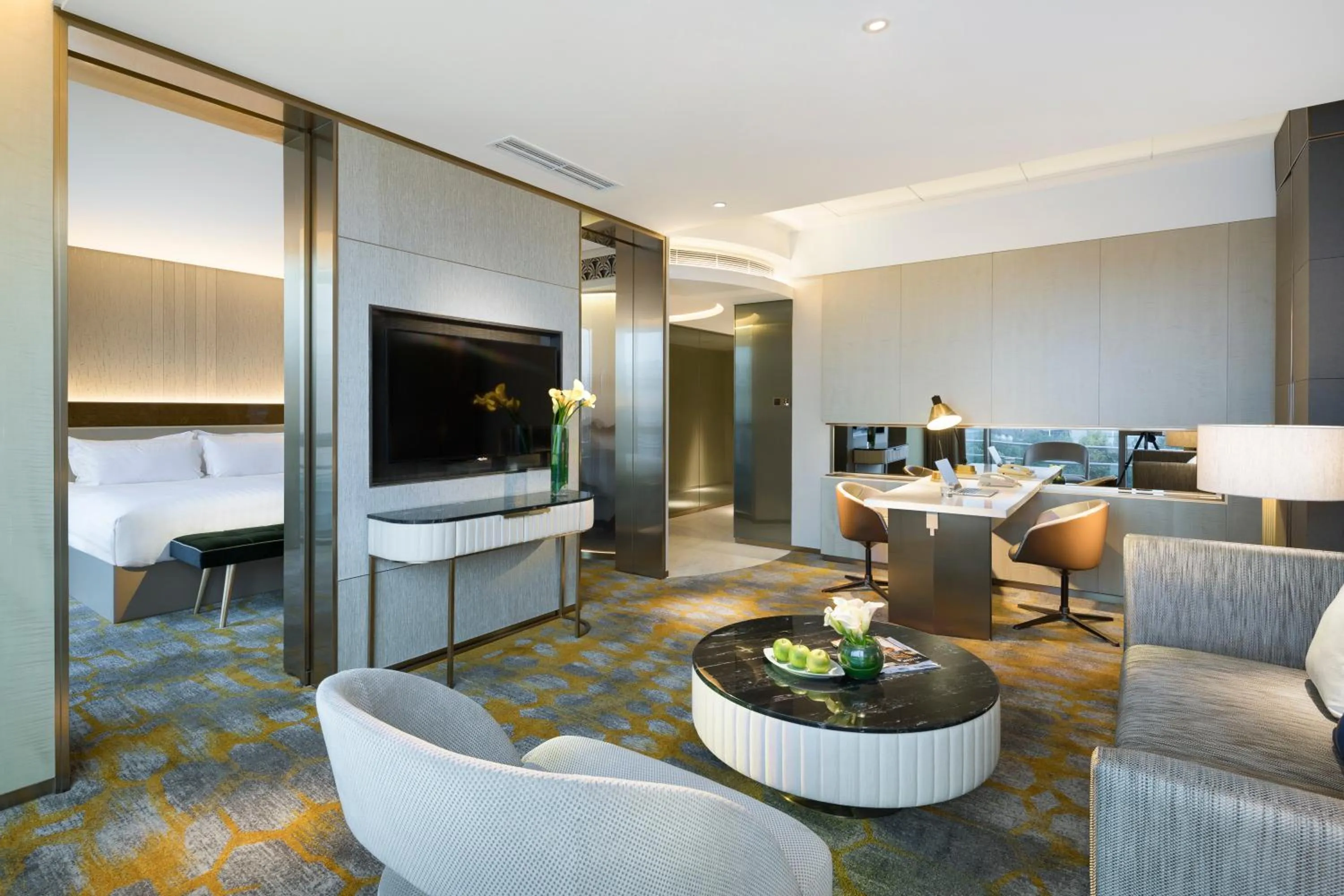 Living room in Grand Millennium Shanghai HongQiao