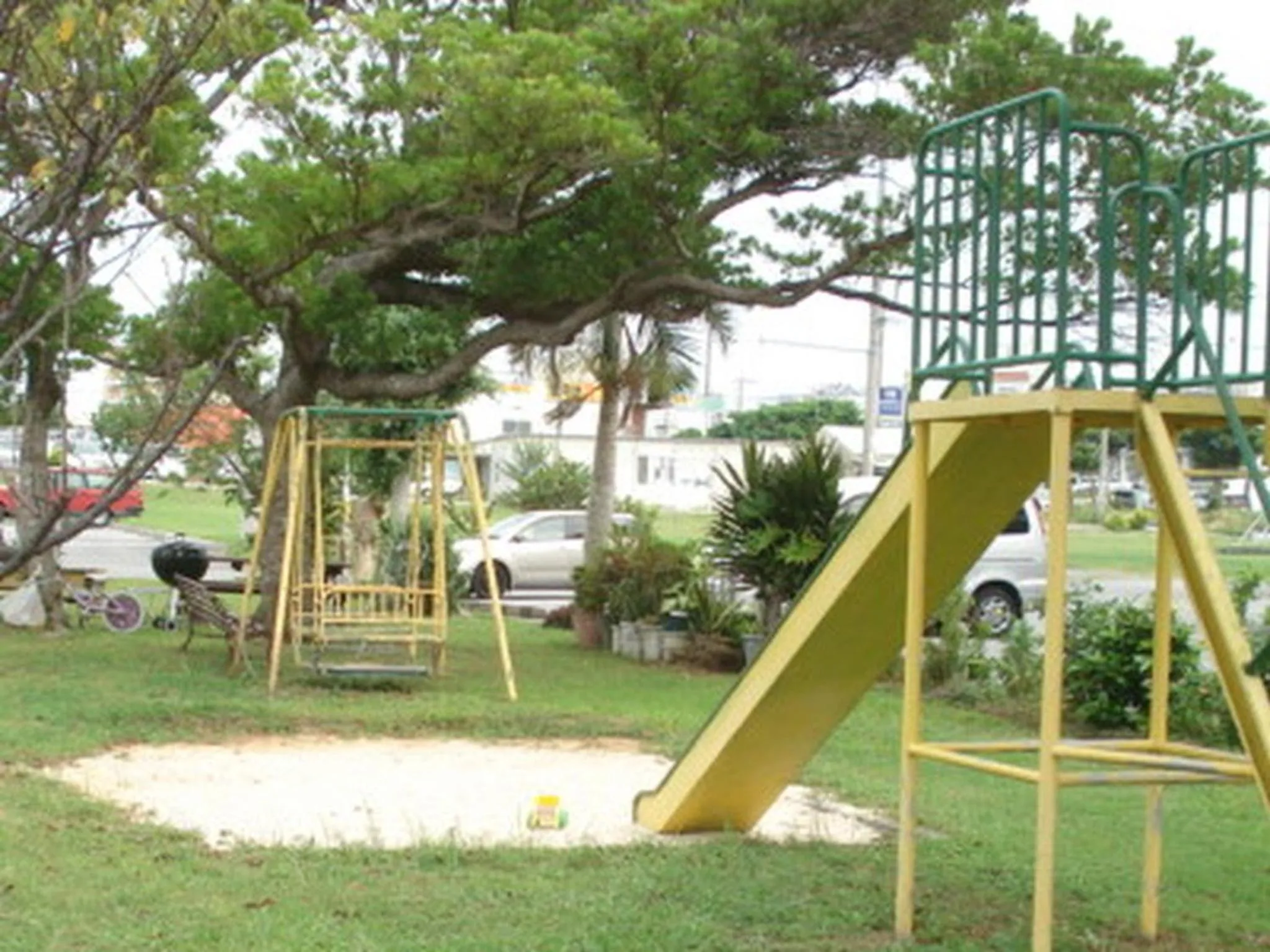 Children play ground in Eagle Lodge