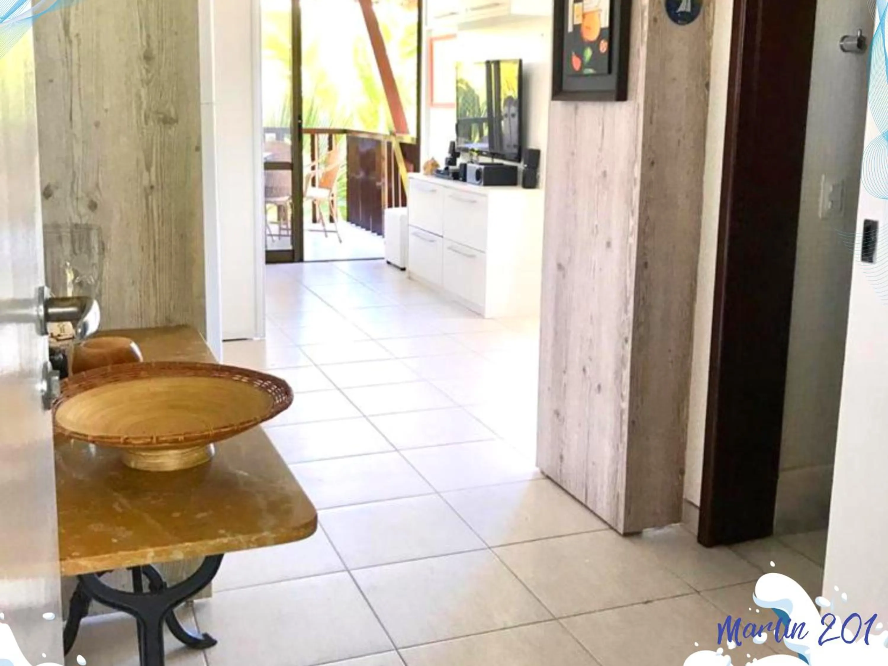 Living room in NANNAI RESIDENCE VISTA MAR Muro alto