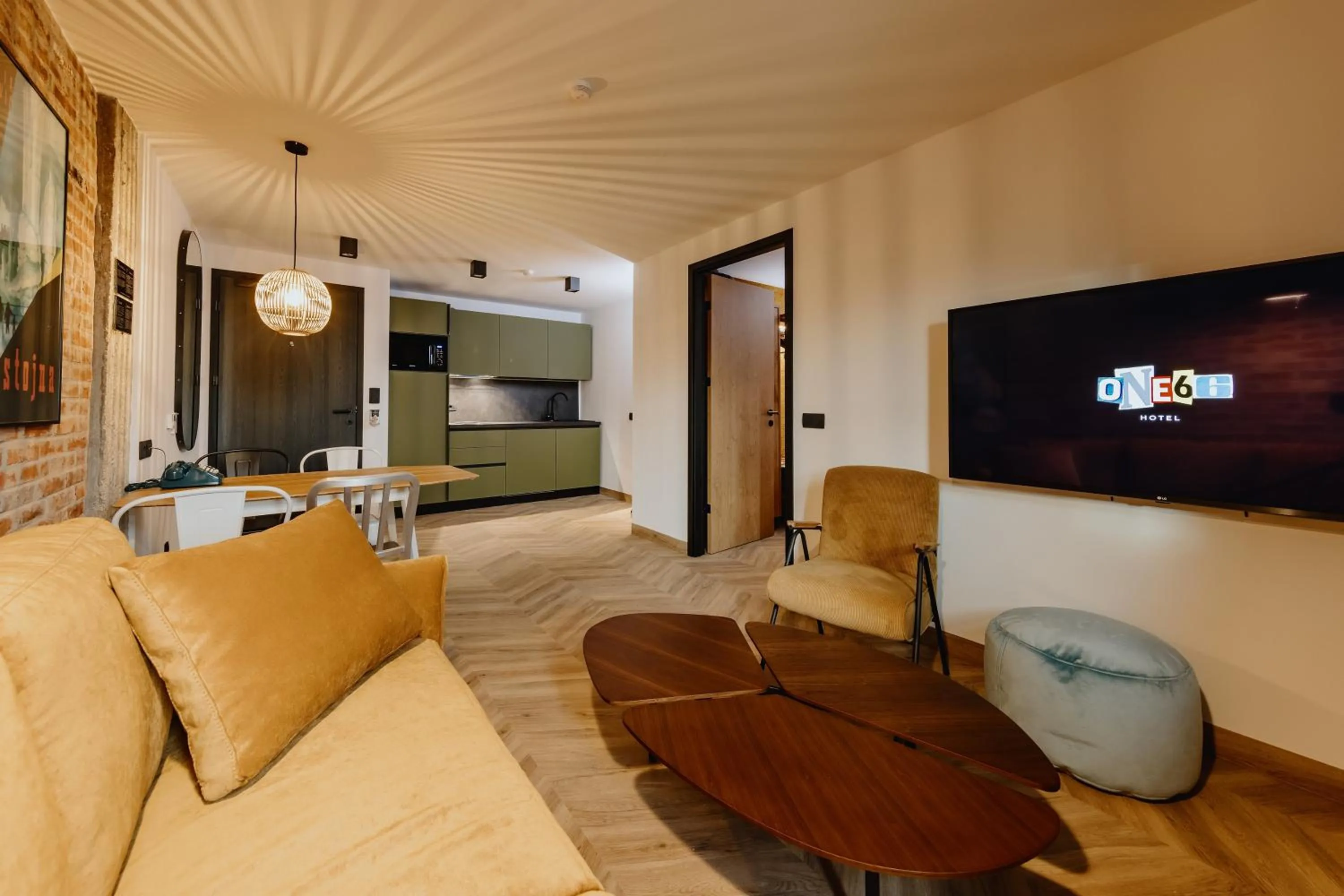 TV and multimedia in ONE66 Hotel