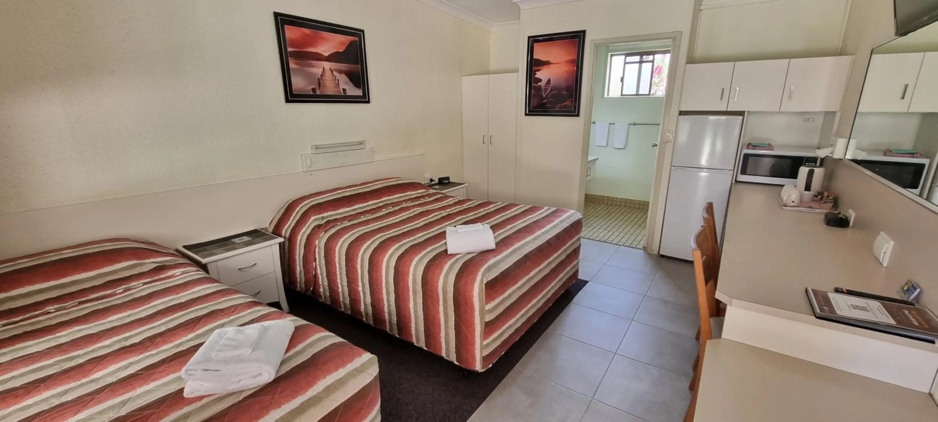 Photo of the whole room in Benaraby Hilltop MotorInn