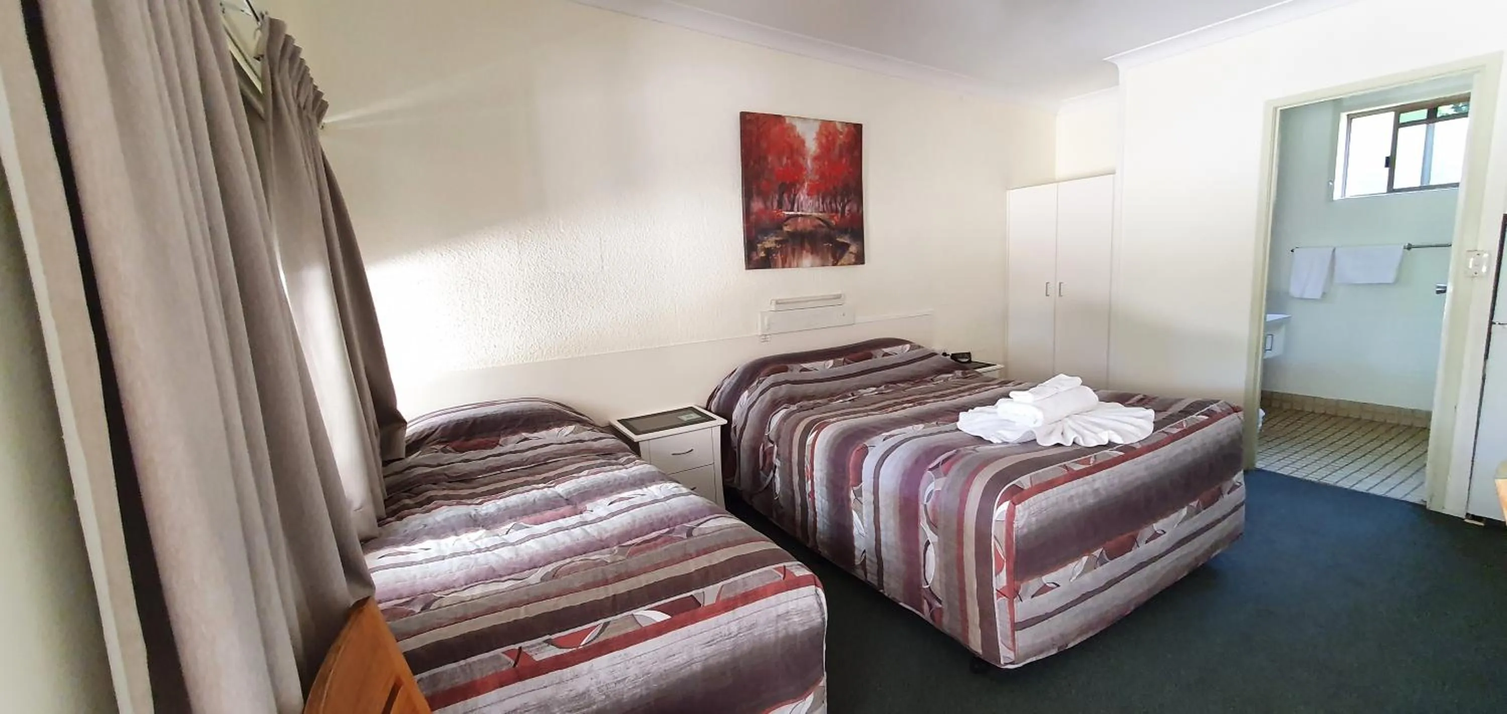 Photo of the whole room in Benaraby Hilltop MotorInn