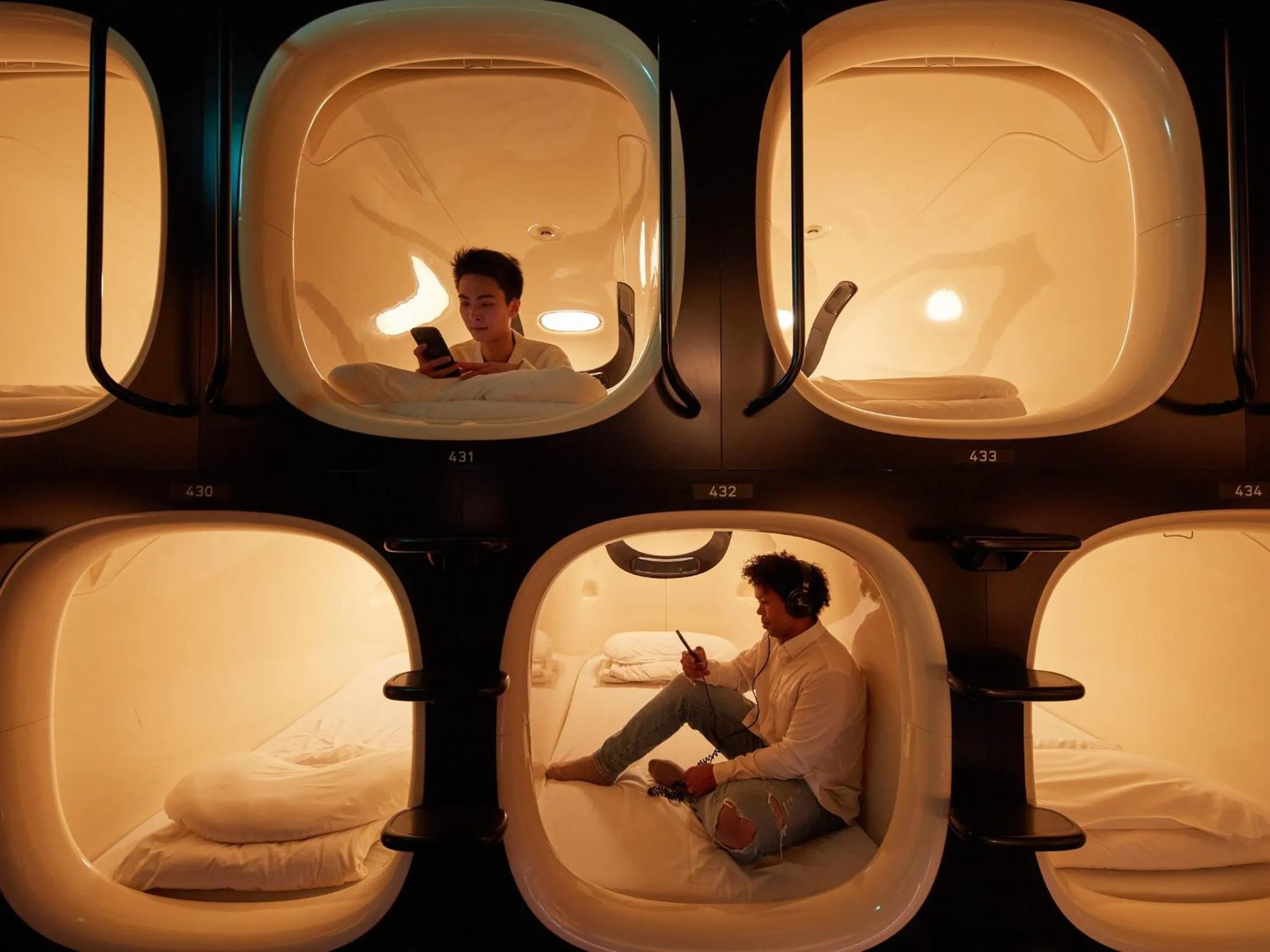 Photo of the whole room in Rembrandt Cabin Shinjuku Shin-Okubo